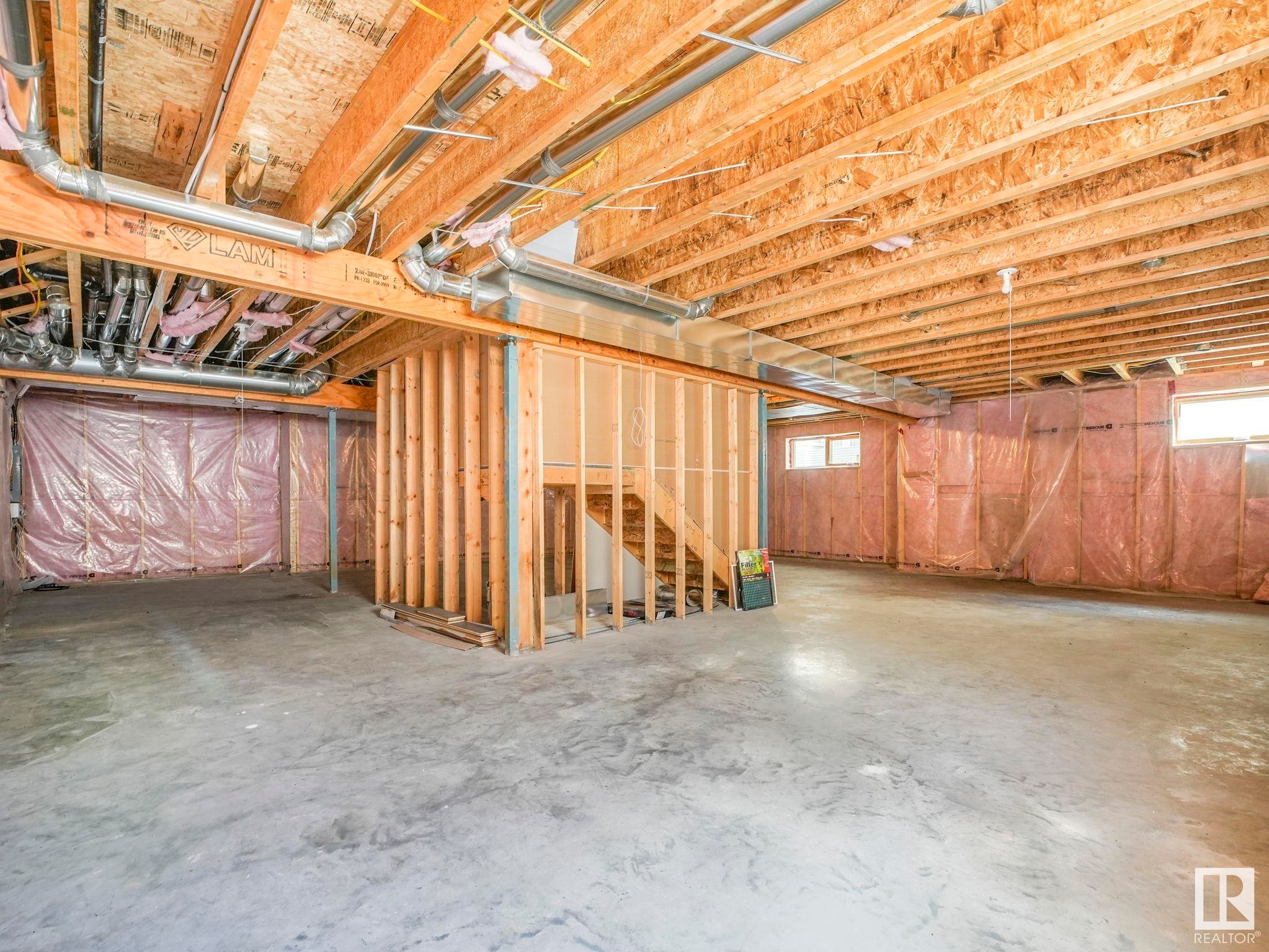 












2421 ASHCRAFT Crescent

,
Edmonton,




AB
T6W 2M9

