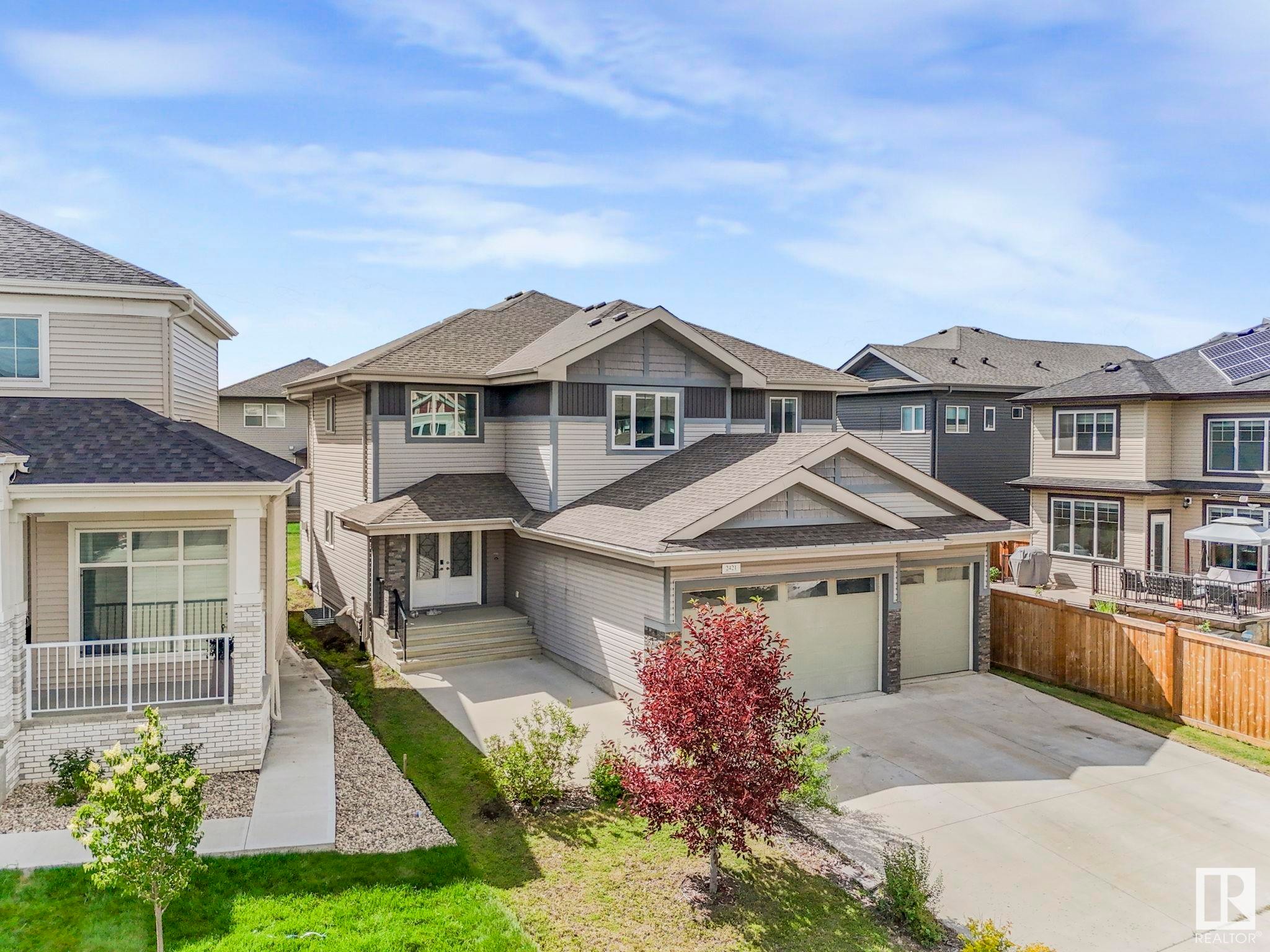 












2421 ASHCRAFT Crescent

,
Edmonton,




AB
T6W 2M9


