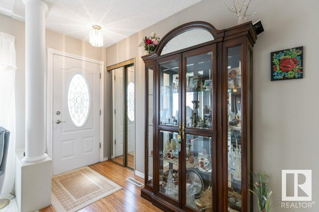 












6840 83 Avenue

,
Edmonton,




AB
T6B 0G5

