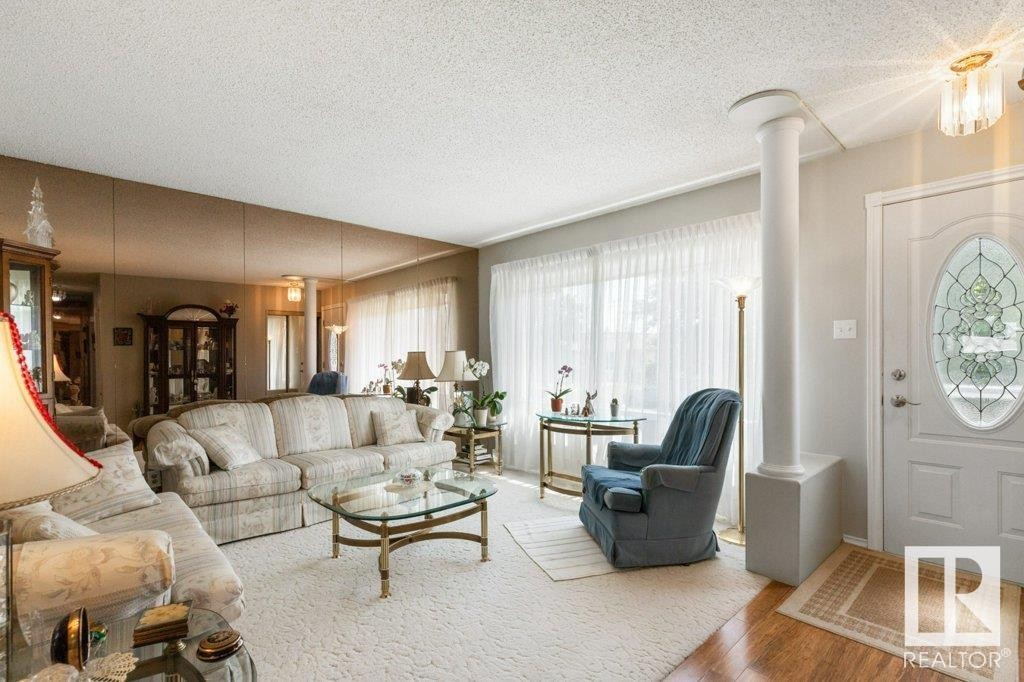 












6840 83 Avenue

,
Edmonton,




AB
T6B 0G5

