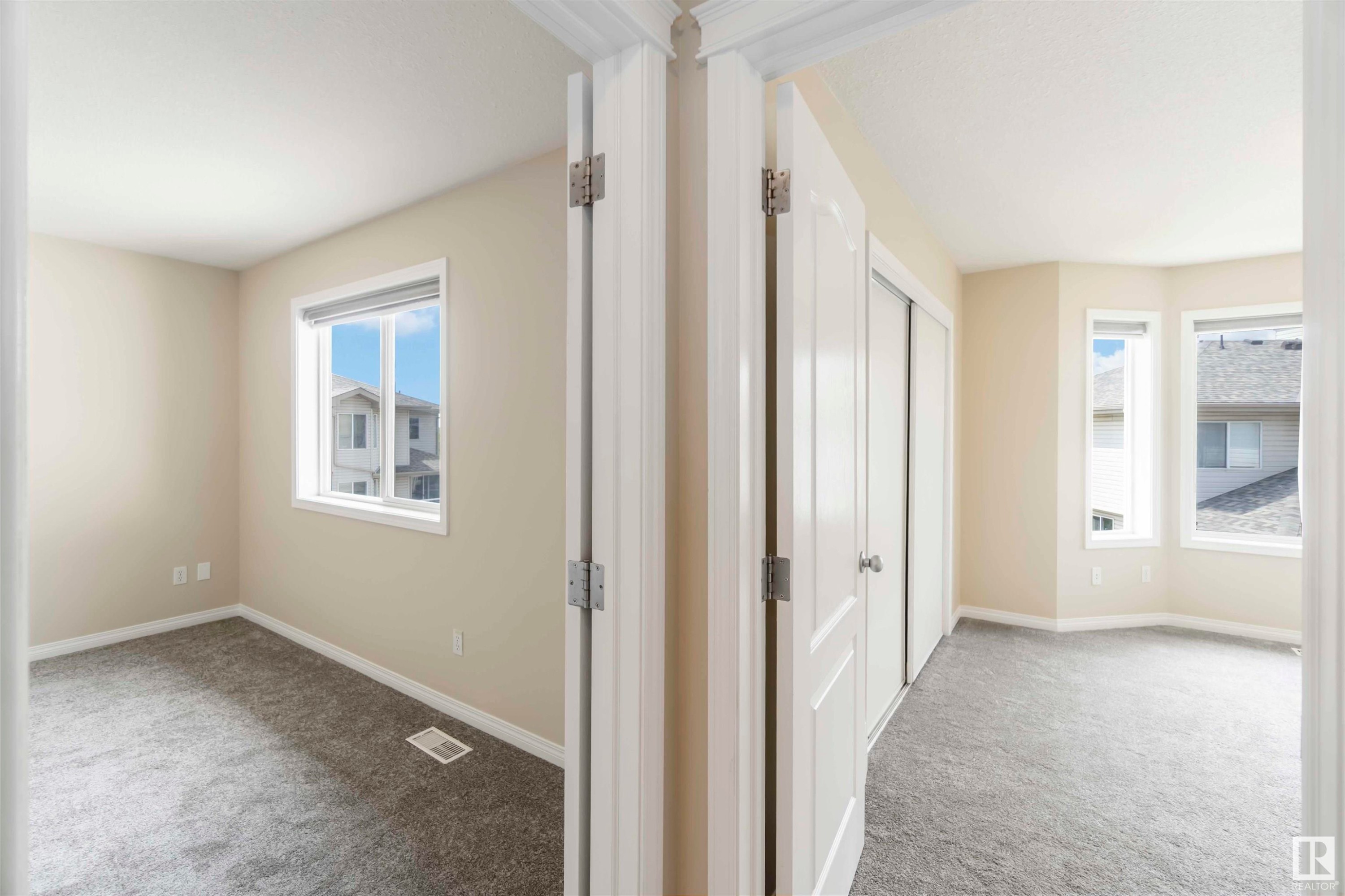 












25 2505 42 Street

,
Edmonton,




AB
T6L 7G8

