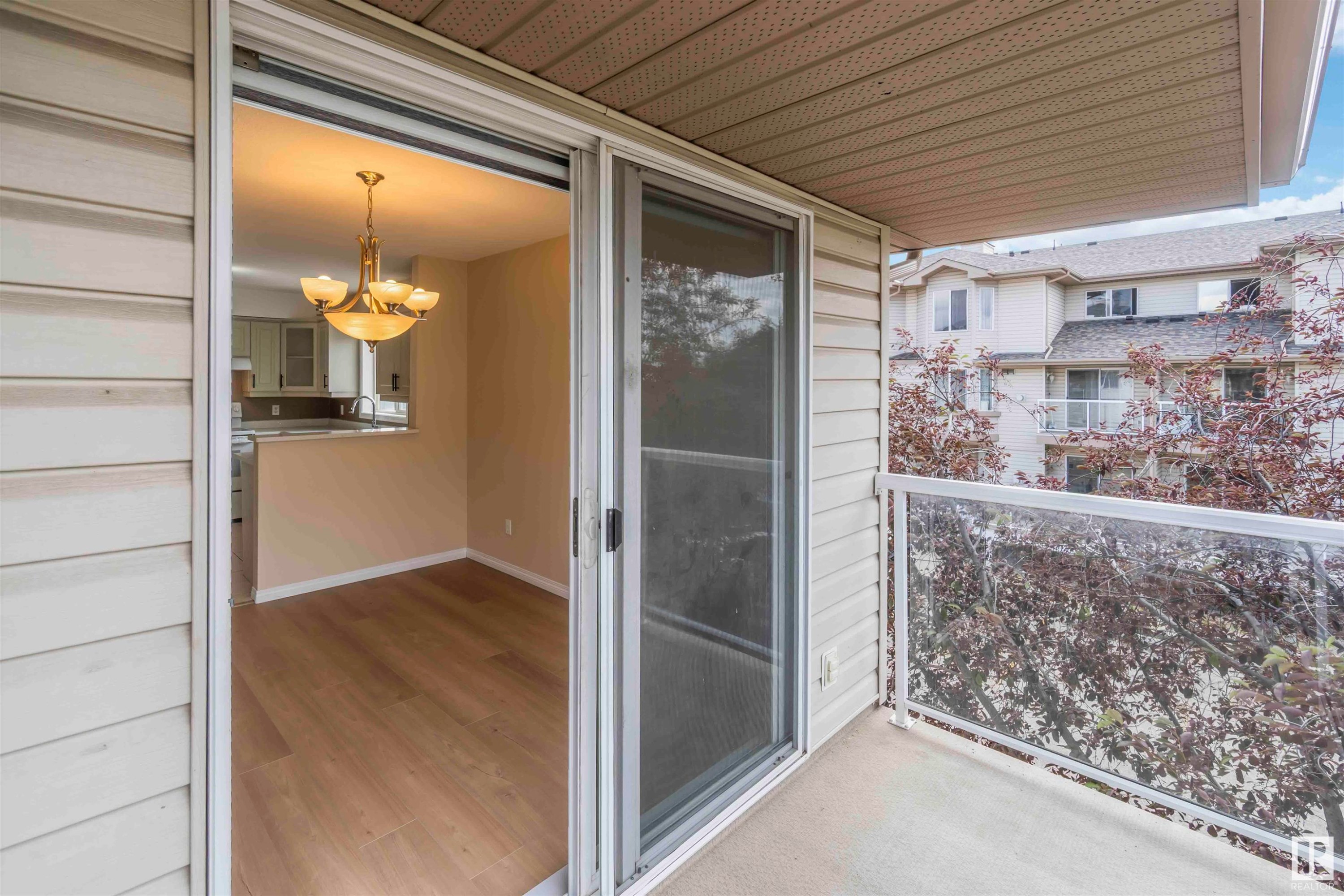 












25 2505 42 Street

,
Edmonton,




AB
T6L 7G8


