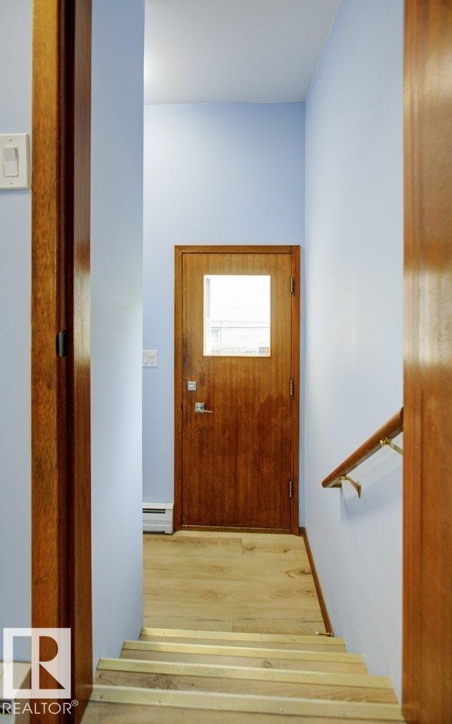 












9815 97 Street

,
Westlock,




AB
T7P 2A4

