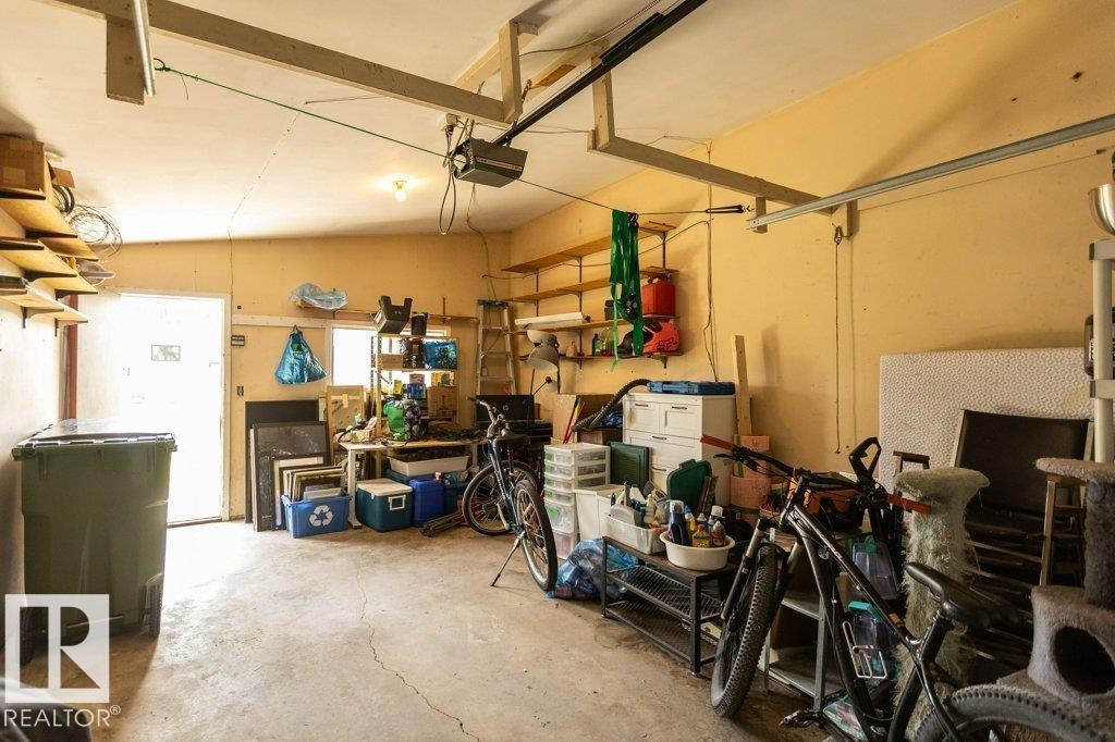 












9815 97 Street

,
Westlock,




AB
T7P 2A4

