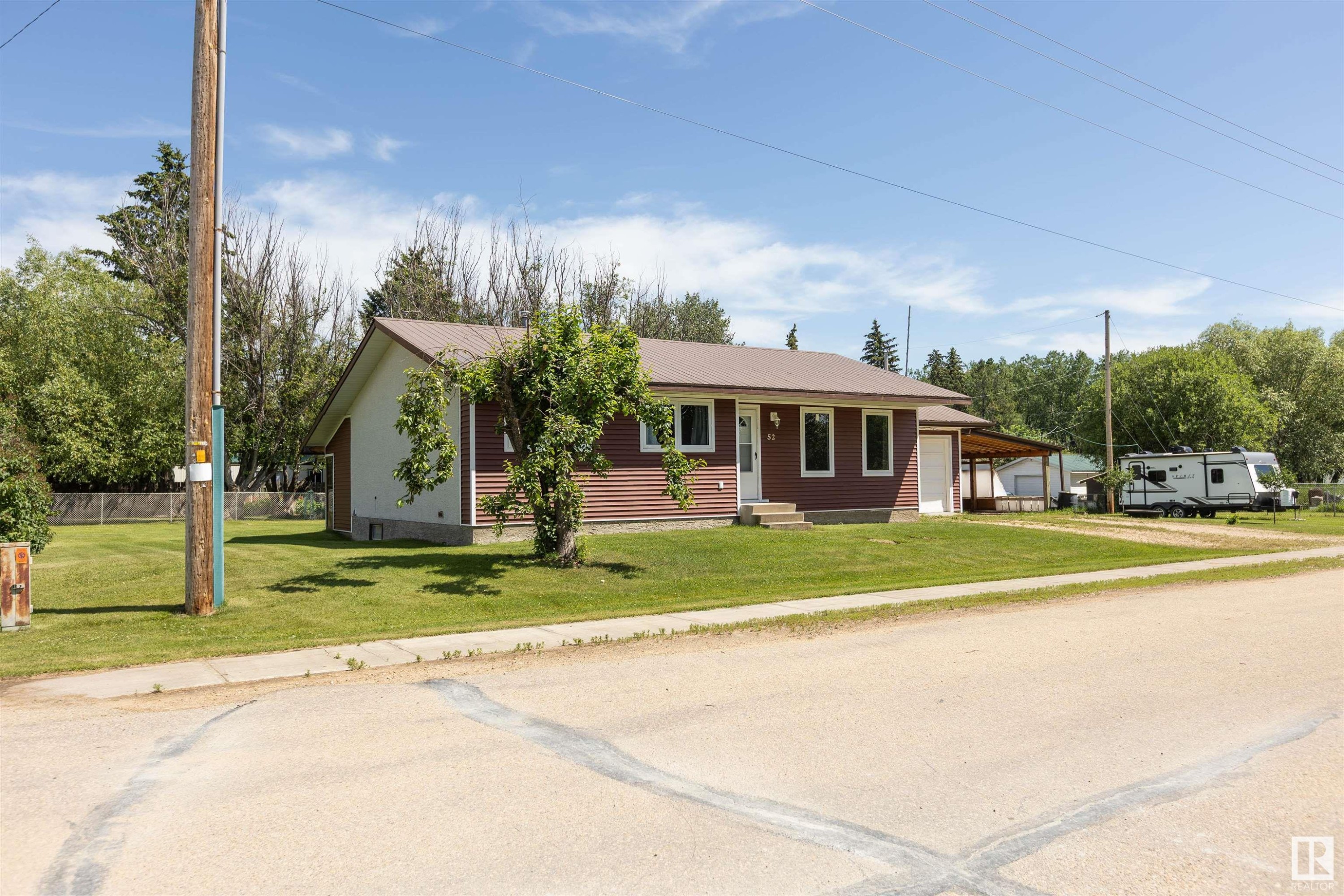 












52 Thomson Road

,
Fort Assiniboine,




AB
T0G 1A0

