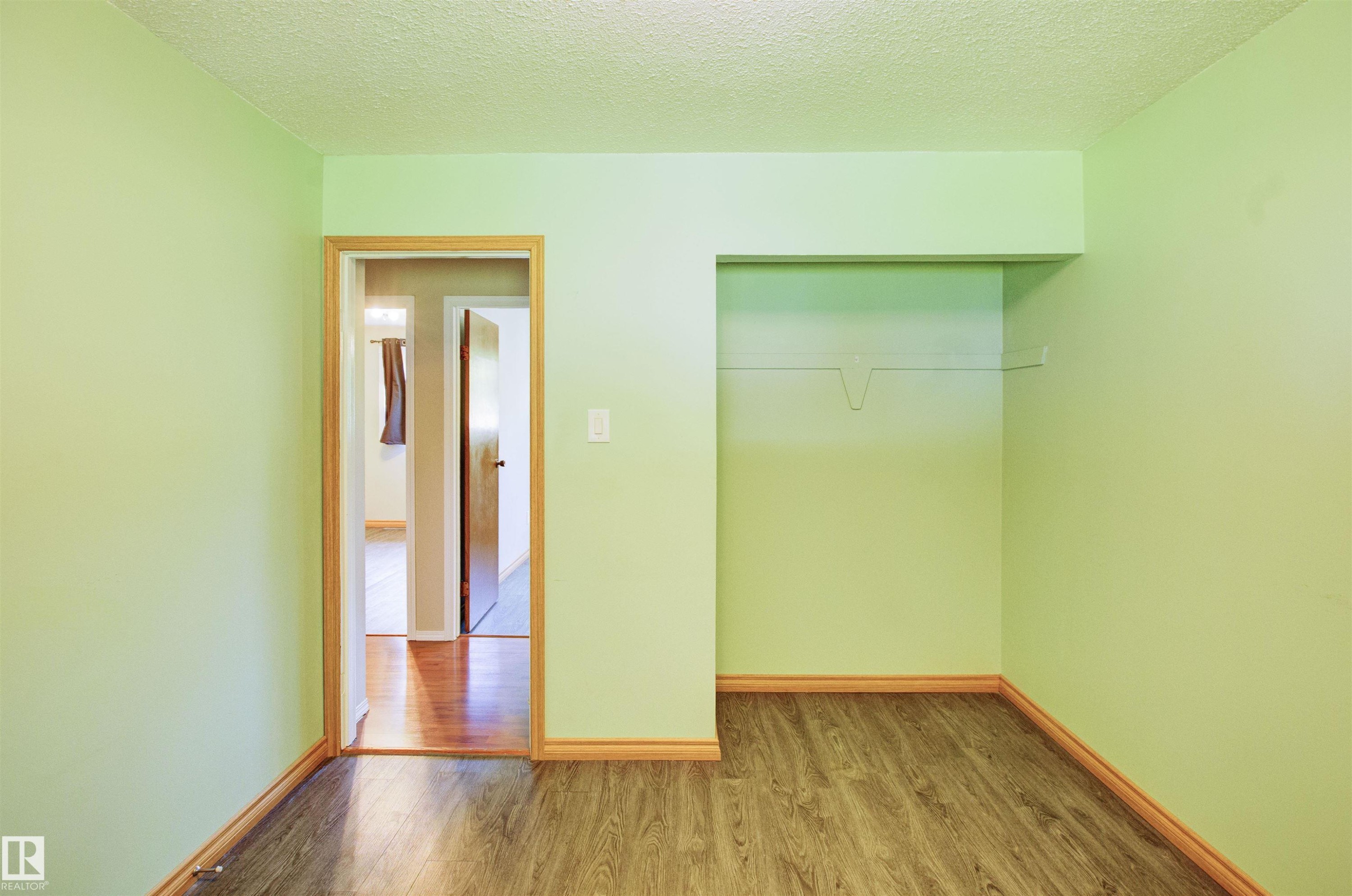 












52 Thomson Road

,
Fort Assiniboine,




AB
T0G 1A0

