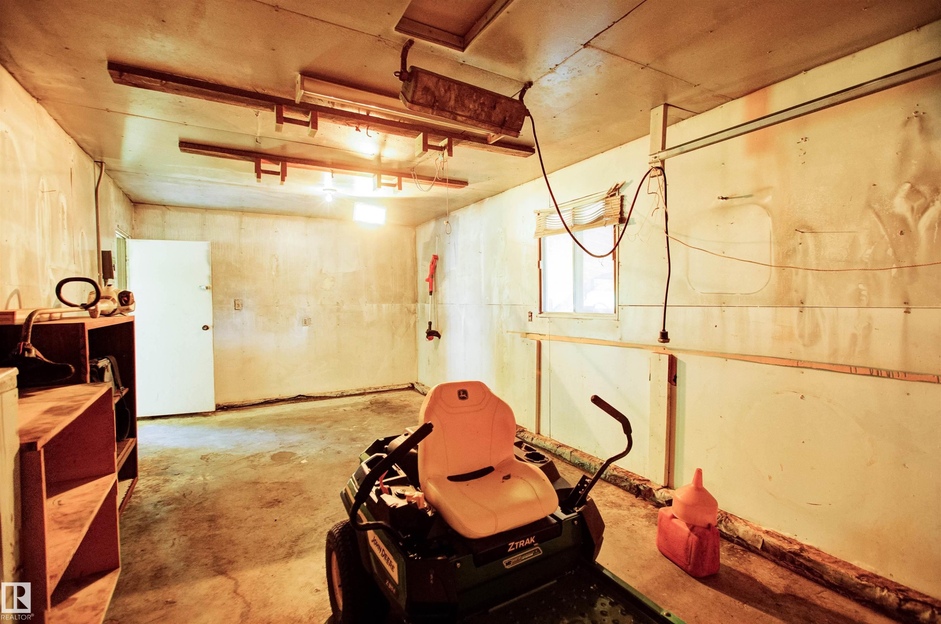 












52 Thomson Road

,
Fort Assiniboine,




AB
T0G 1A0

