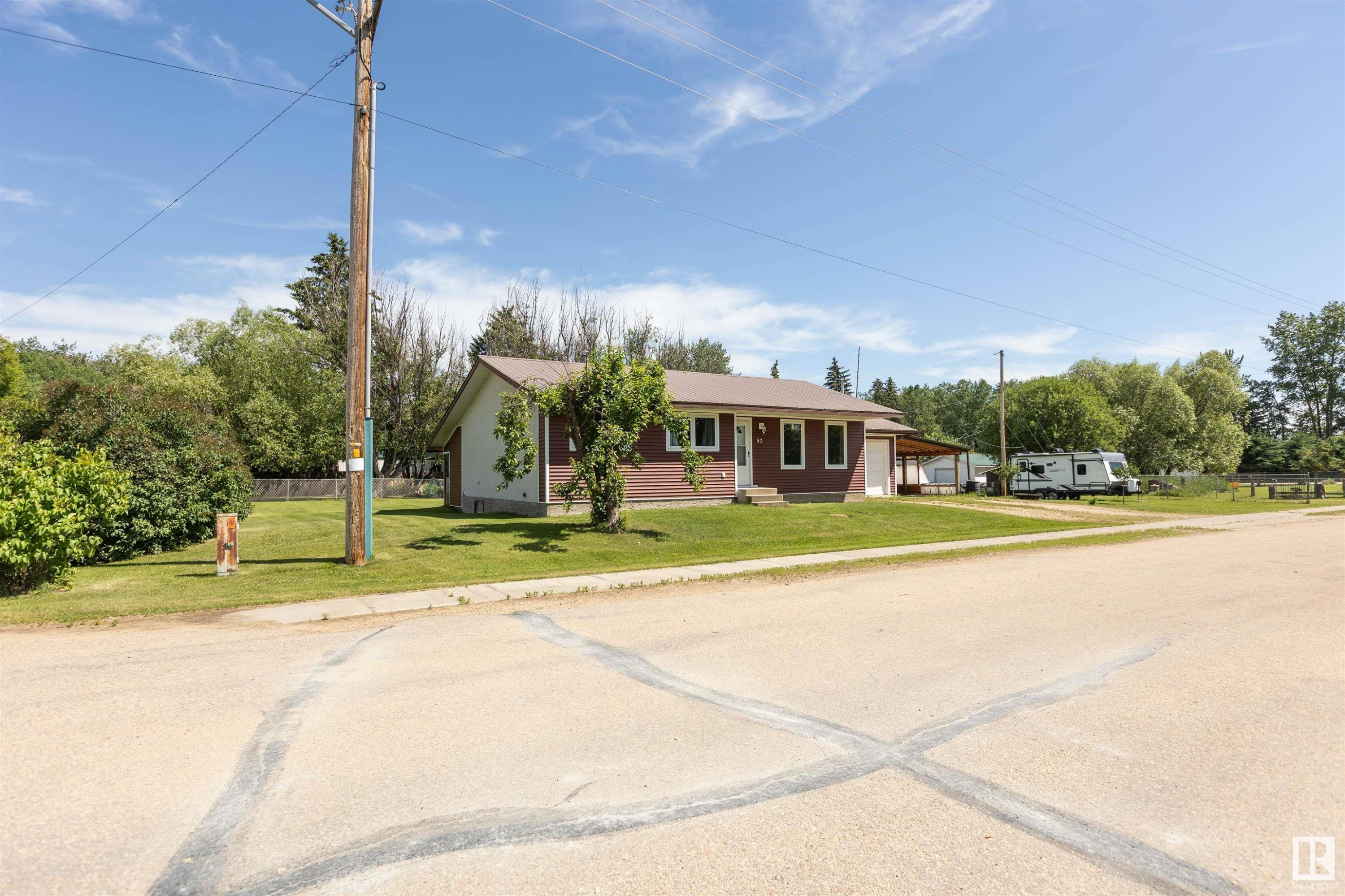 












52 Thomson Road

,
Fort Assiniboine,




AB
T0G 1A0

