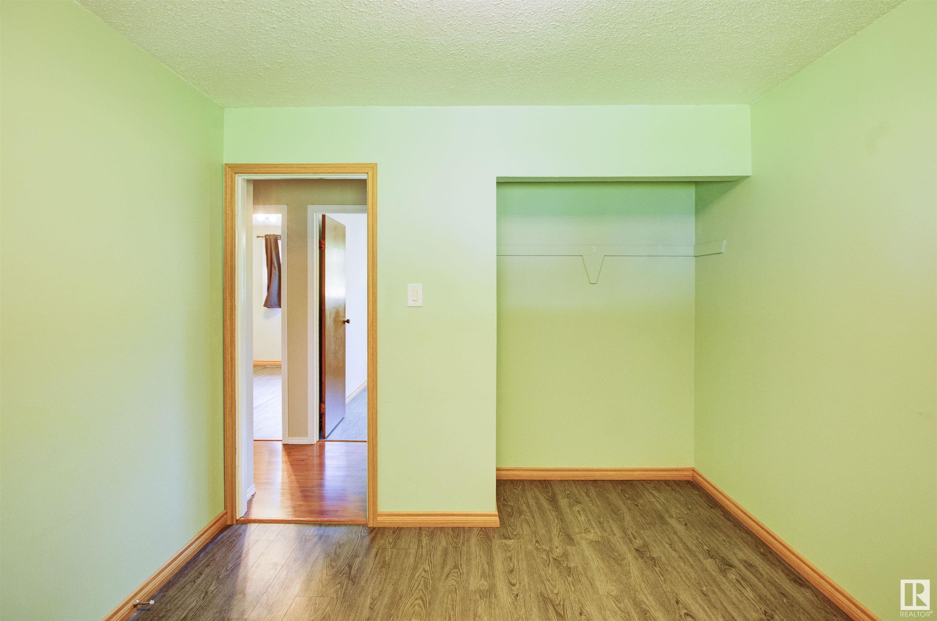 












52 Thomson Road

,
Fort Assiniboine,




AB
T0G 1A0

