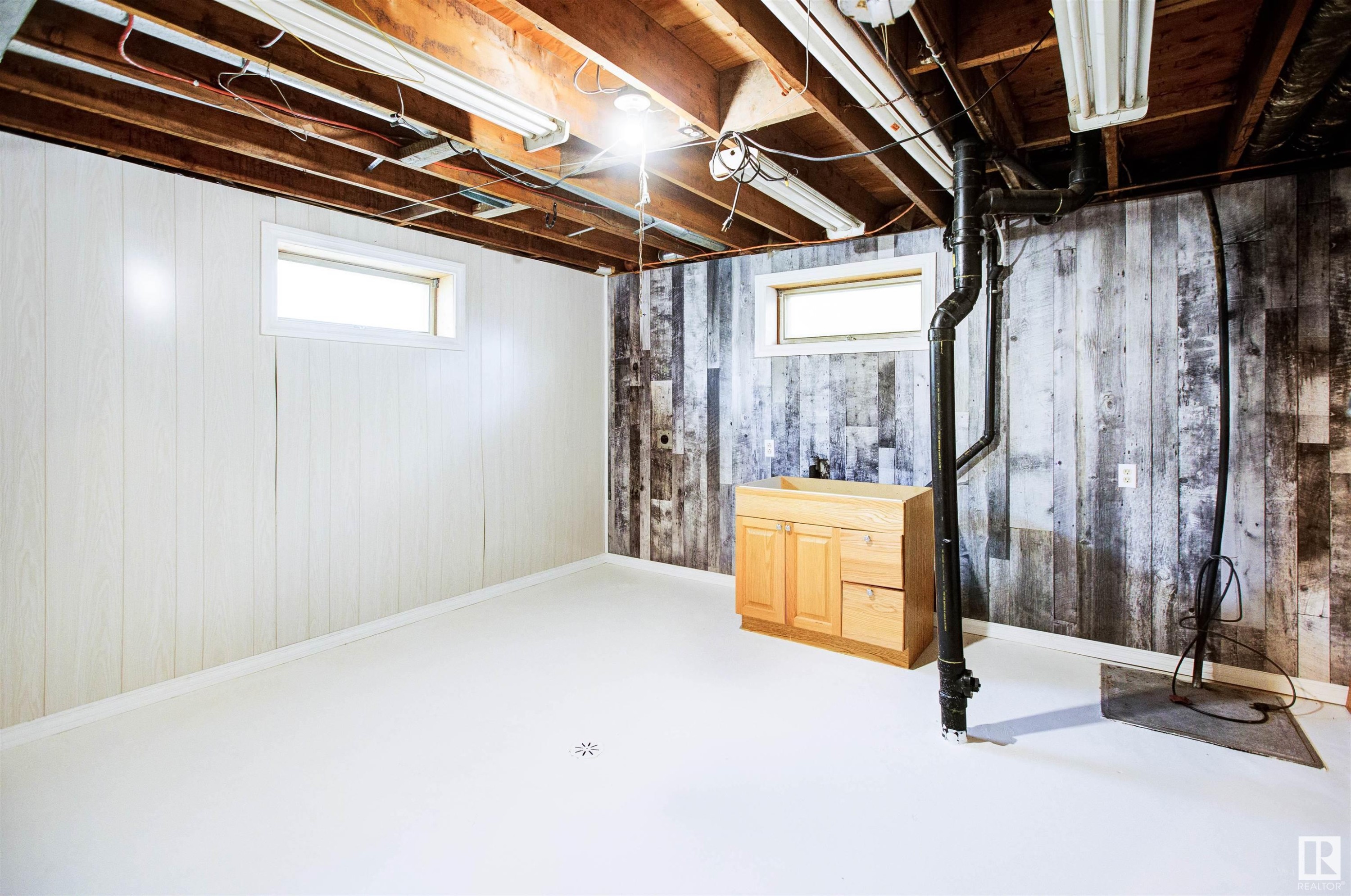 












52 Thomson Road

,
Fort Assiniboine,




AB
T0G 1A0

