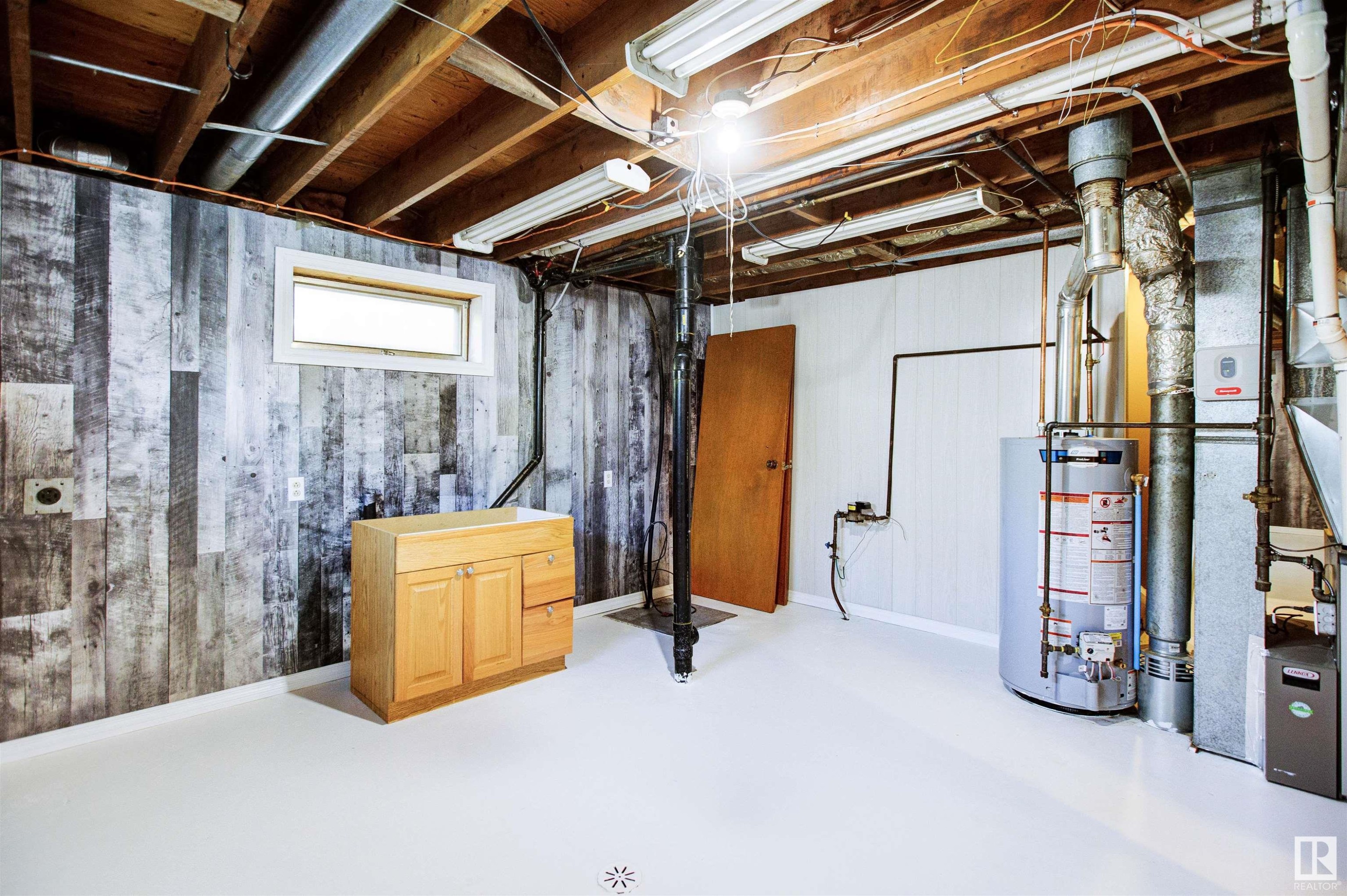 












52 Thomson Road

,
Fort Assiniboine,




AB
T0G 1A0

