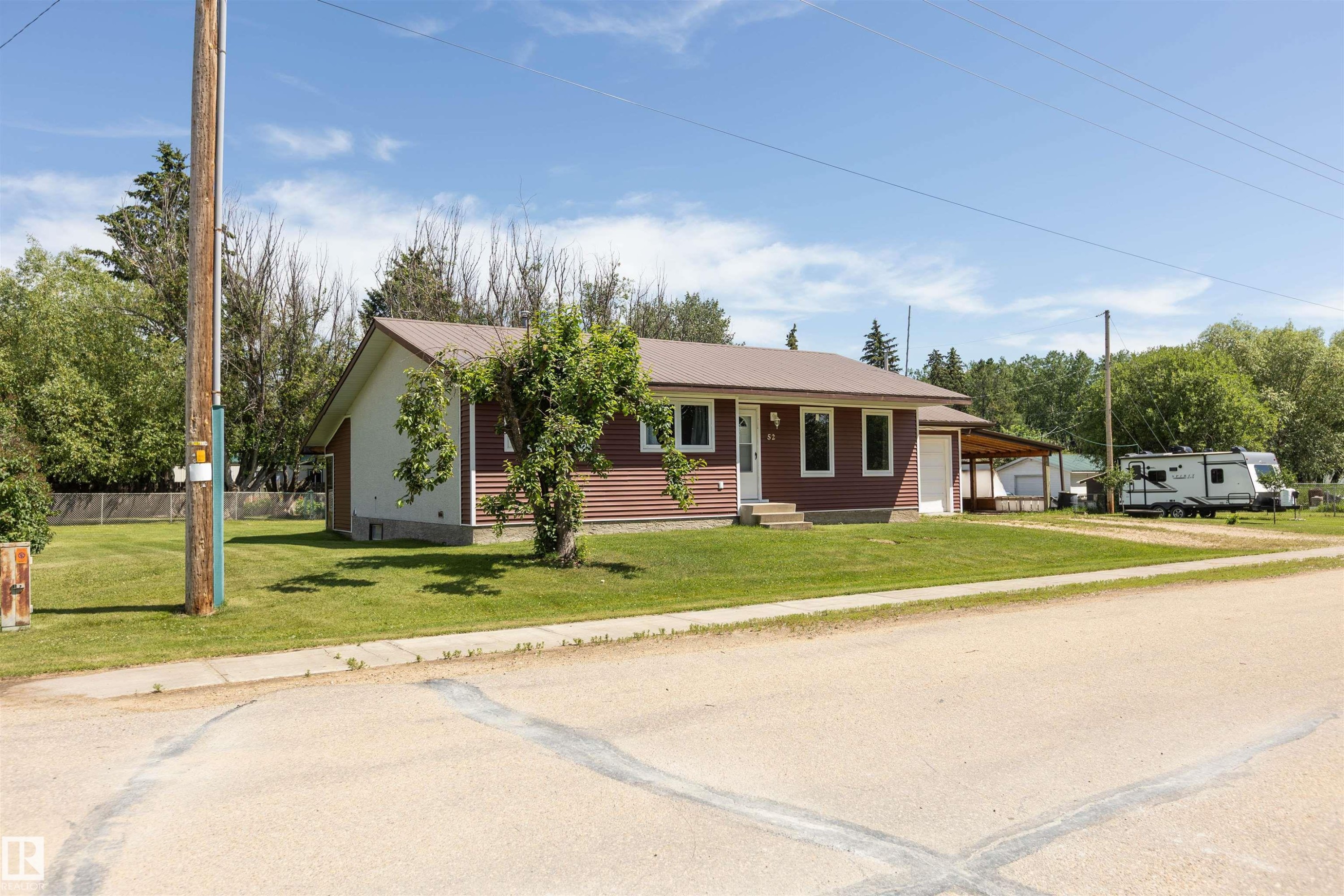 












52 Thomson Road

,
Fort Assiniboine,




AB
T0G 1A0

