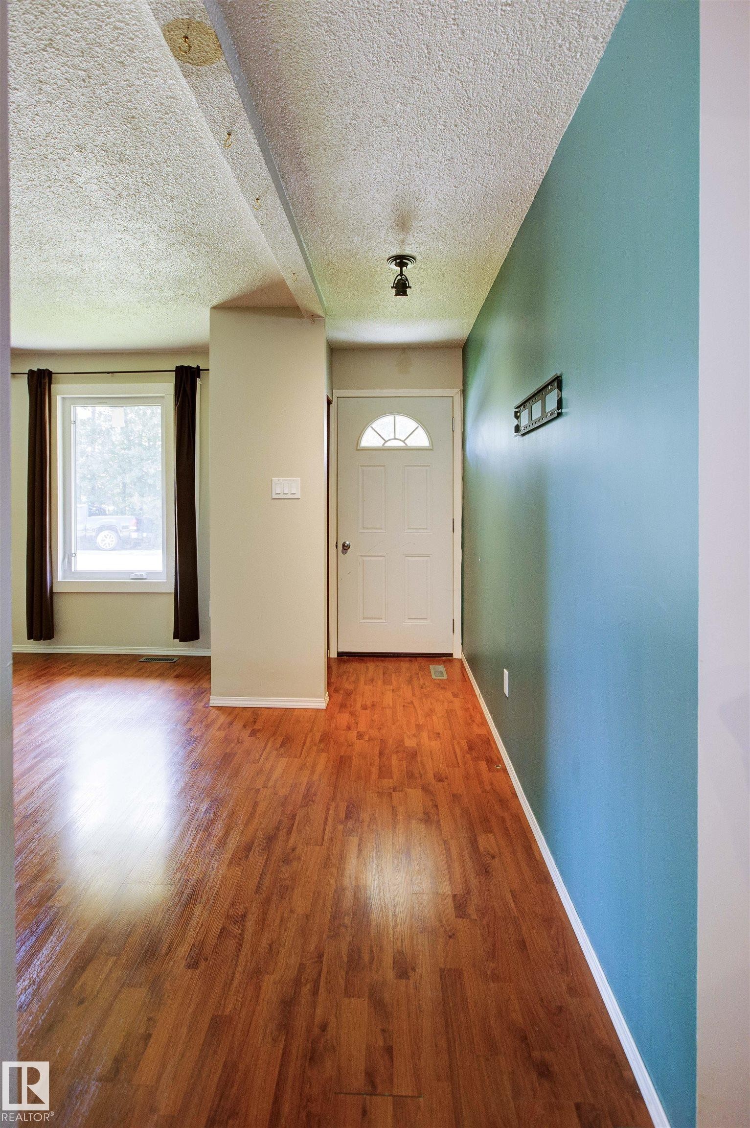 












52 Thomson Road

,
Fort Assiniboine,




AB
T0G 1A0

