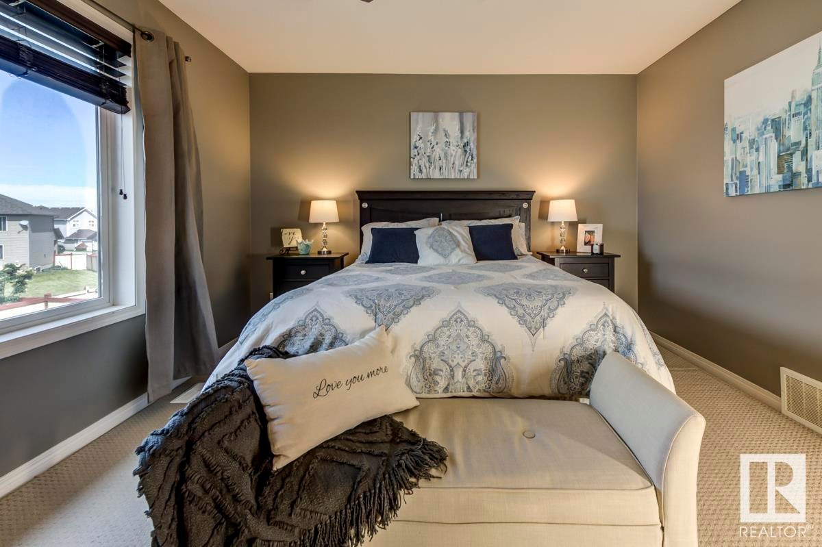 












316 SOUTHWICK Boulevard

,
Leduc,




AB
T9E 0E8

