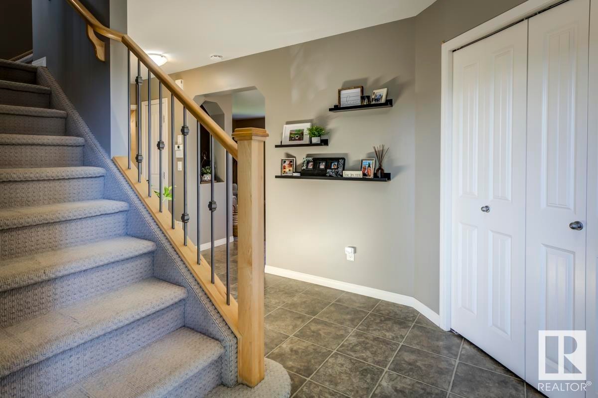 












316 SOUTHWICK Boulevard

,
Leduc,




AB
T9E 0E8

