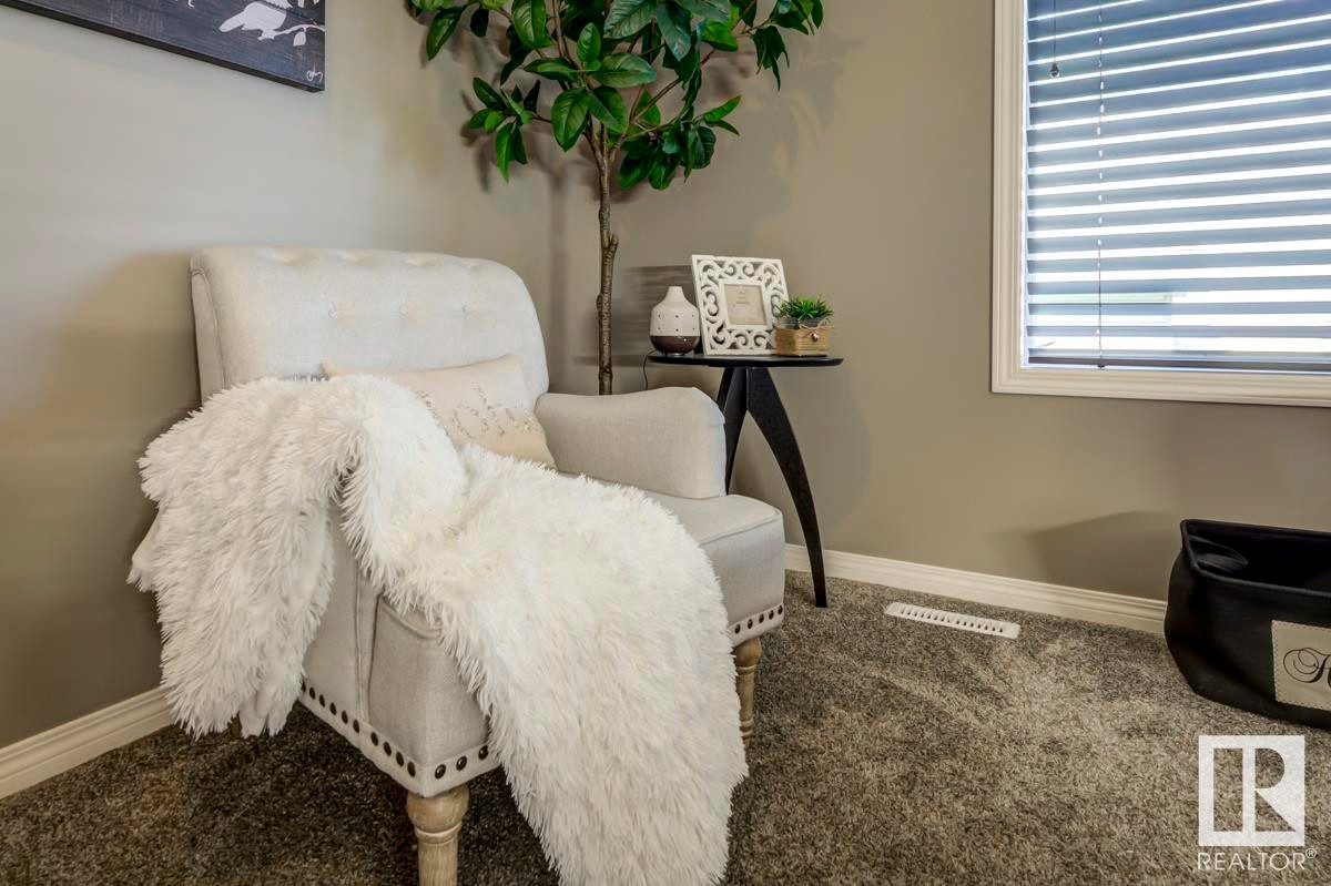 












316 SOUTHWICK Boulevard

,
Leduc,




AB
T9E 0E8

