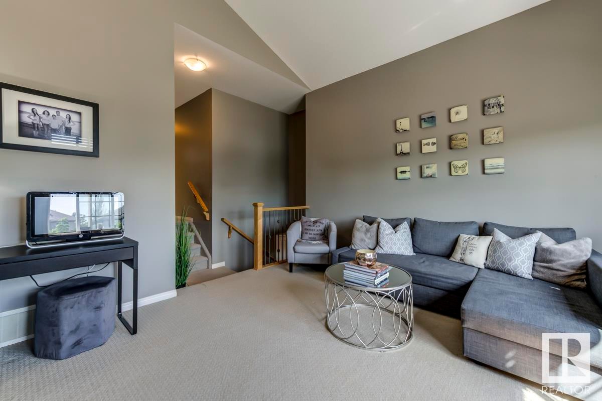 












316 SOUTHWICK Boulevard

,
Leduc,




AB
T9E 0E8

