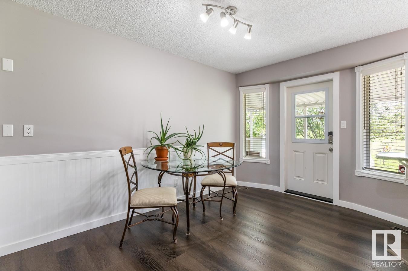 












69 COLONIALE Way

,
Beaumont,




AB
T4X 1M3

