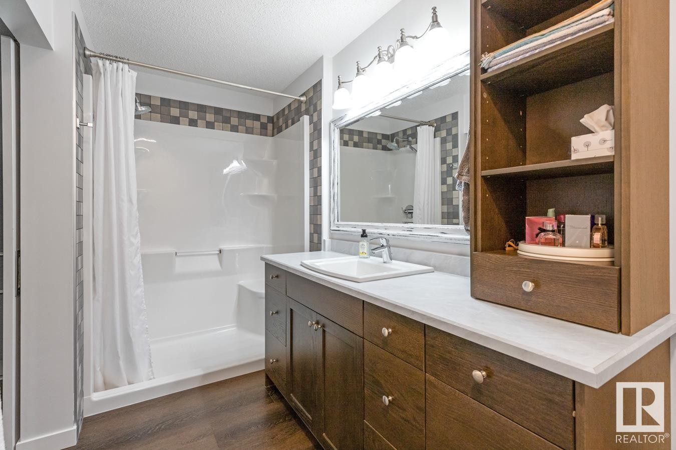 












69 COLONIALE Way

,
Beaumont,




AB
T4X 1M3

