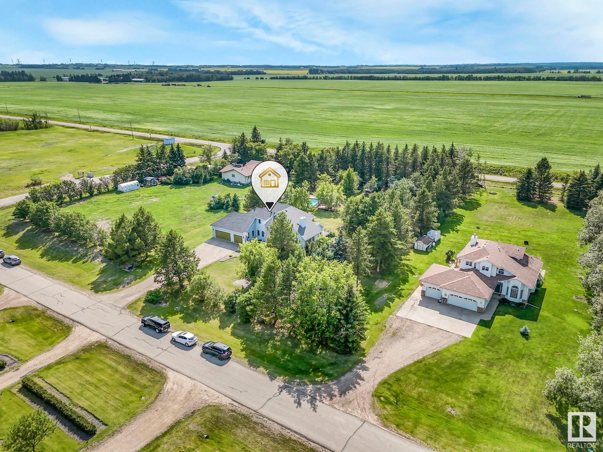 












4 Vista Way

,
Rural Sturgeon County,




AB
T0A 1N0

