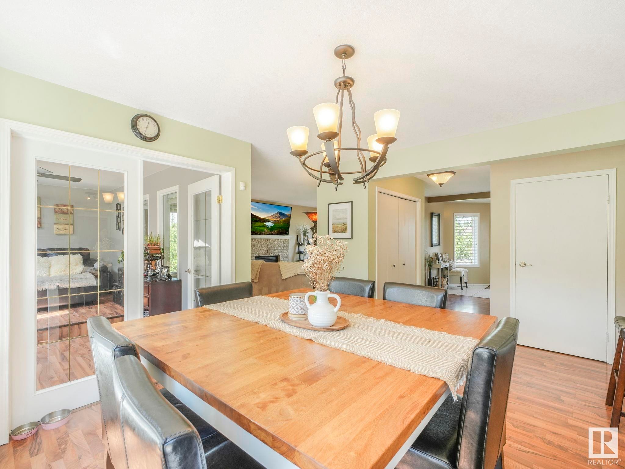 












4 Vista Way

,
Rural Sturgeon County,




AB
T0A 1N0

