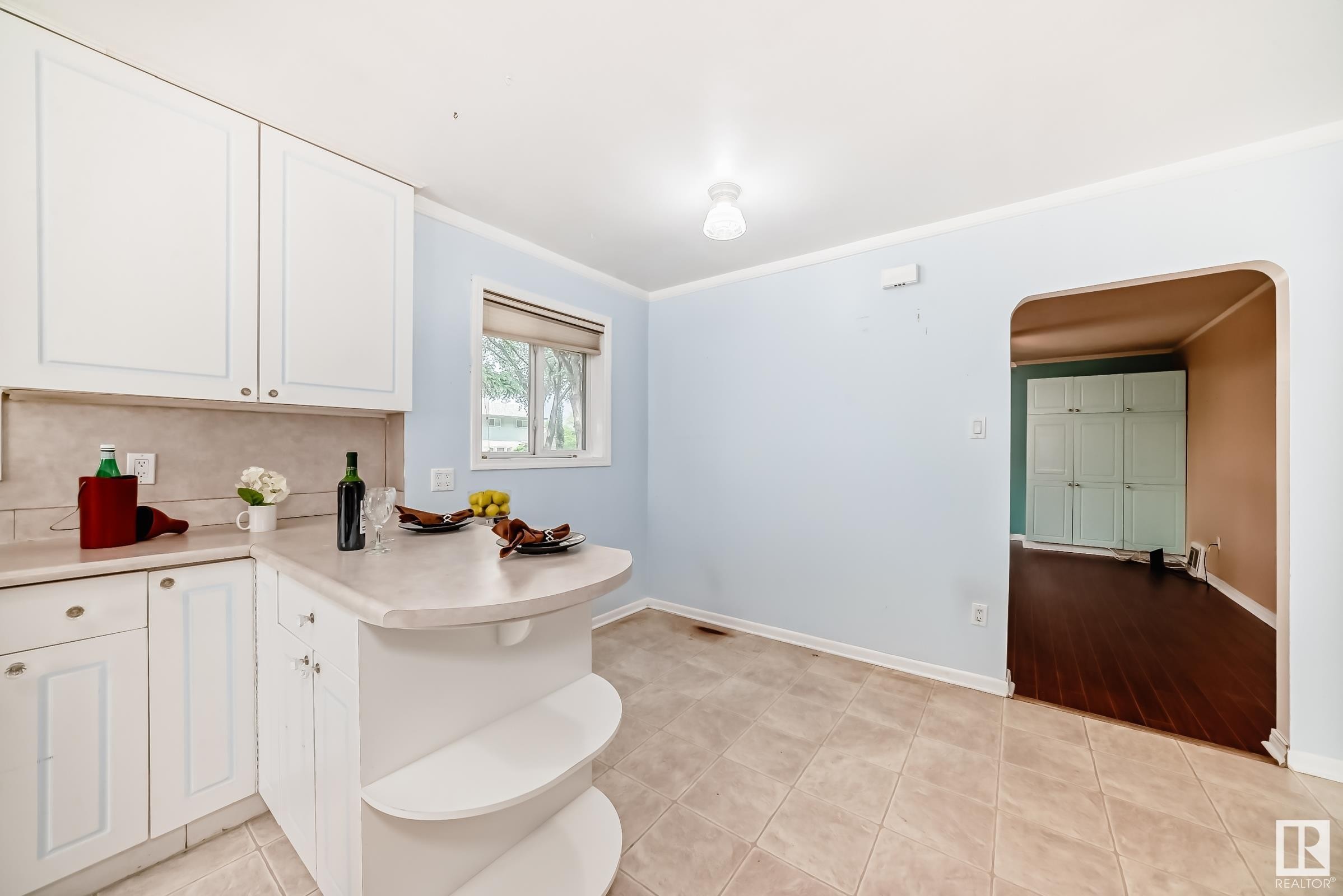 












10335 83 Street

,
Edmonton,




AB
T6A 3N9

