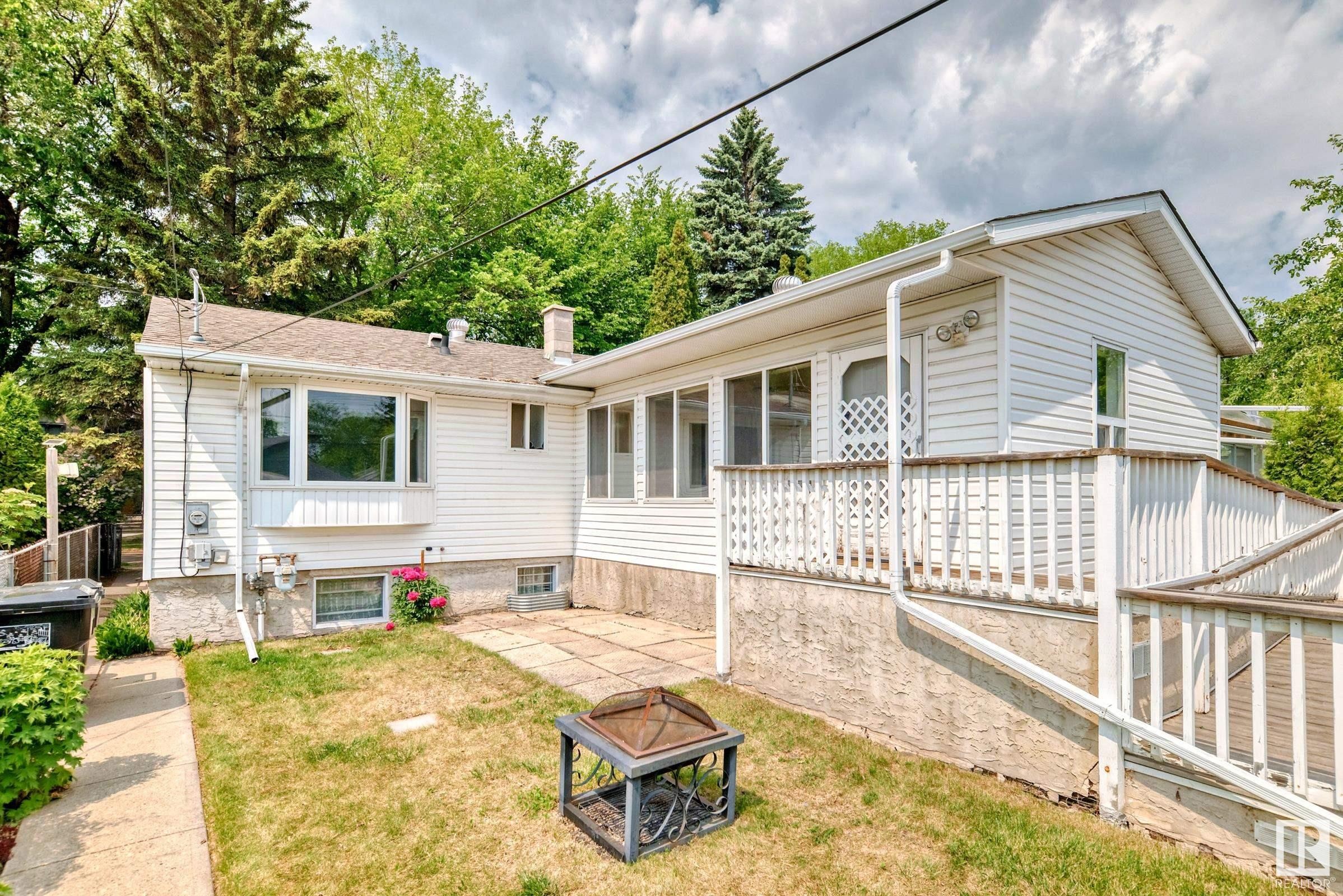 












10335 83 Street

,
Edmonton,




AB
T6A 3N9

