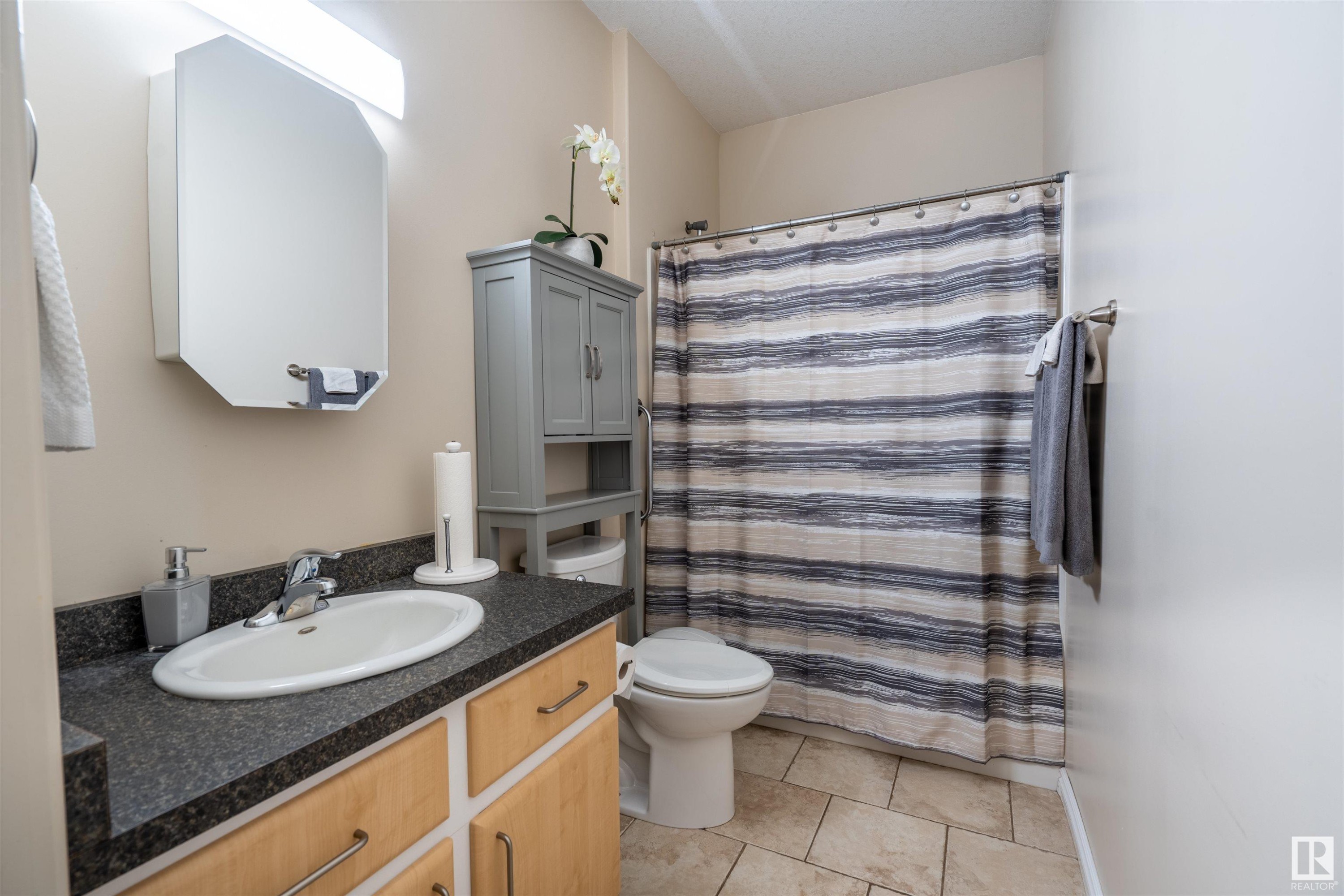 












1 62313B Rge Rd 421 Road NW

,
Rural Bonnyville M.D.,




AB
T9M 1P8

