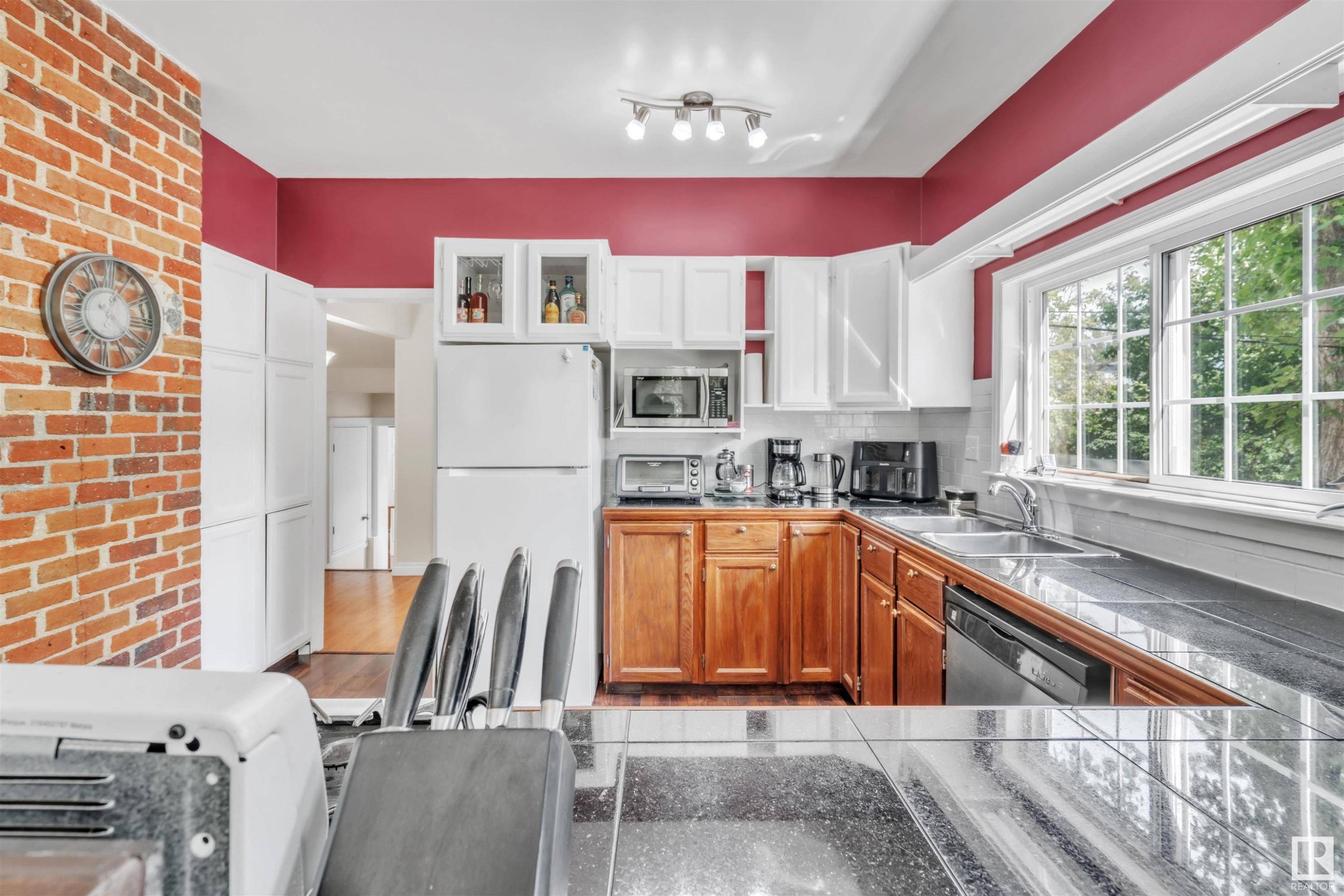 












4811 50 Street

,
Bonnyville Town,




AB
T9N 2G6

