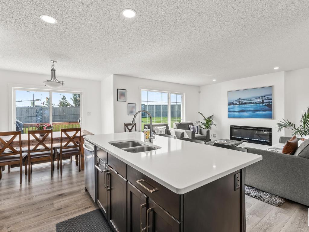 












267 LARCH Crescent

,
Leduc,




AB
T9E 1L3

