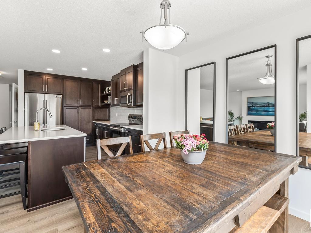 












267 LARCH Crescent

,
Leduc,




AB
T9E 1L3

