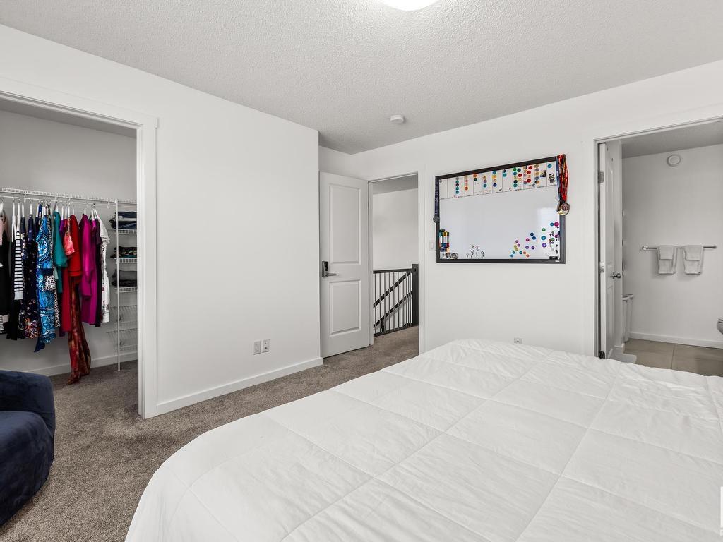 












267 LARCH Crescent

,
Leduc,




AB
T9E 1L3

