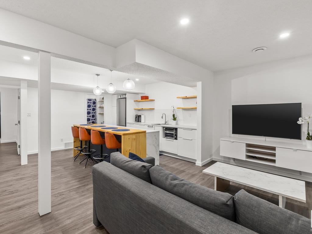 












267 LARCH Crescent

,
Leduc,




AB
T9E 1L3

