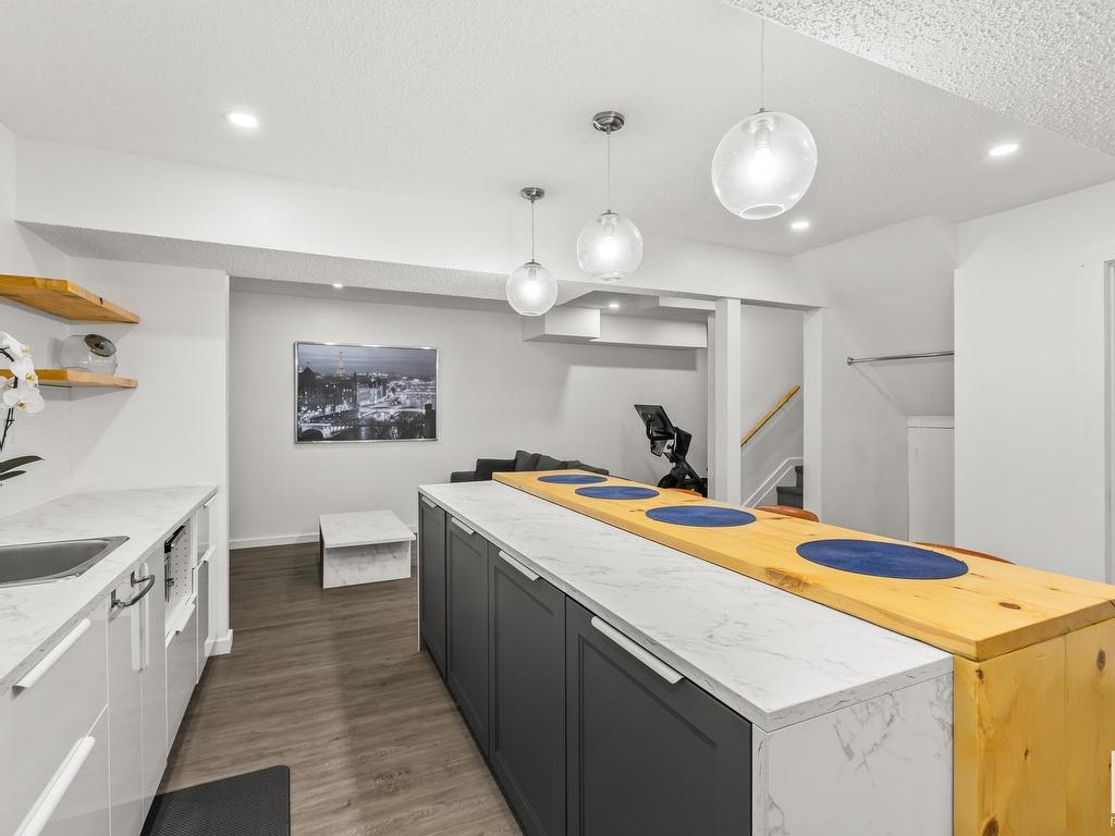 












267 LARCH Crescent

,
Leduc,




AB
T9E 1L3

