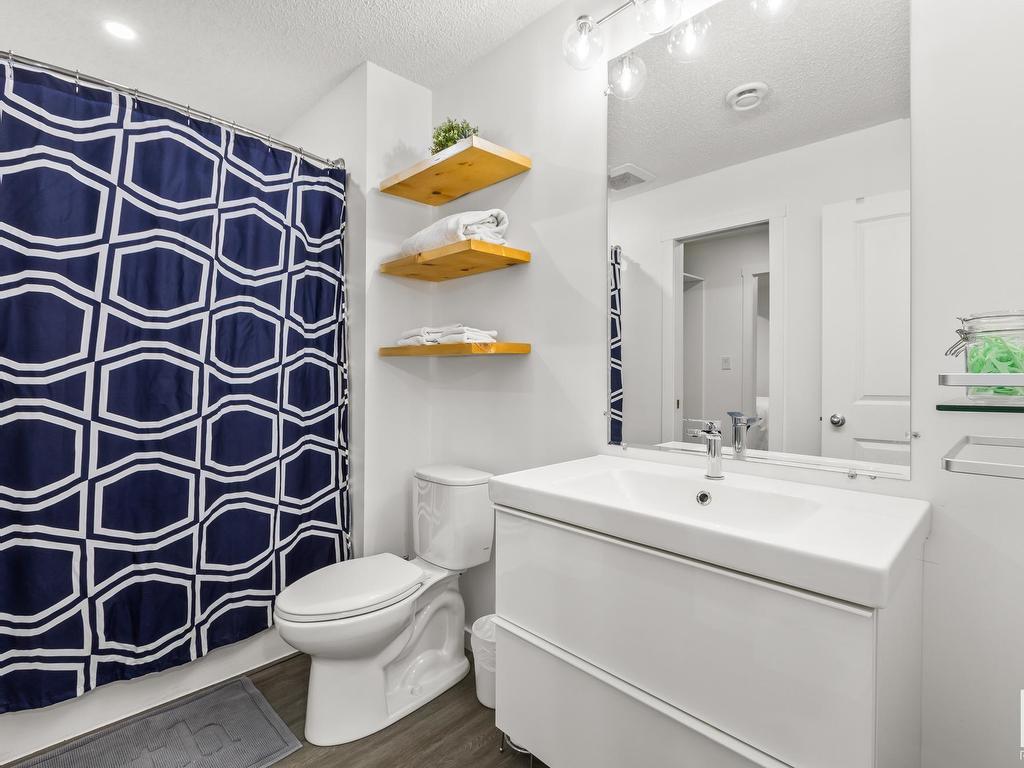 












267 LARCH Crescent

,
Leduc,




AB
T9E 1L3

