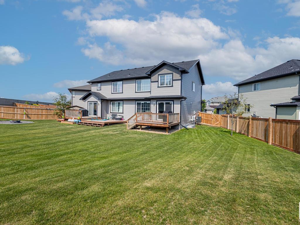 












267 LARCH Crescent

,
Leduc,




AB
T9E 1L3

