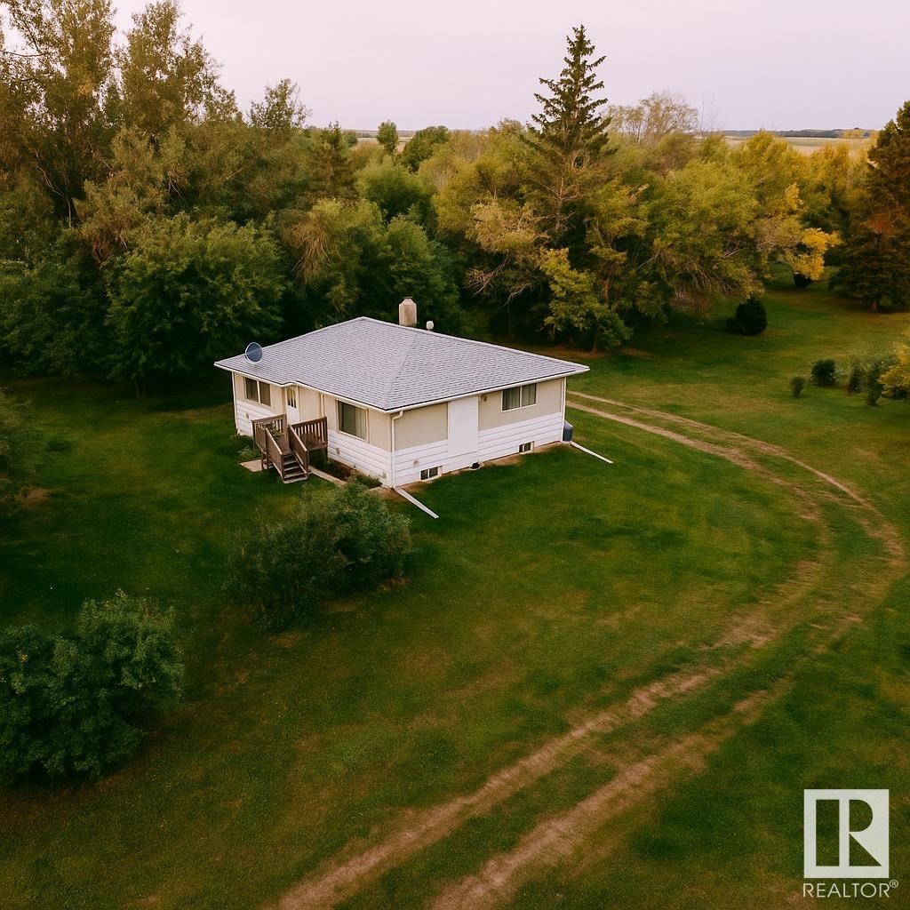 












50327 36 Highway

,
Rural Minburn County,




AB
T0B 2S0

