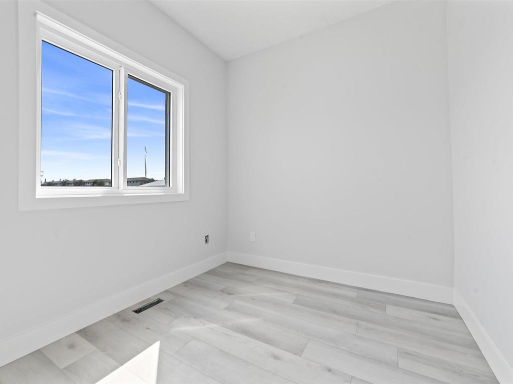 












201 Deer Valley Drive

,
Leduc,




AB
T9E 1S8

