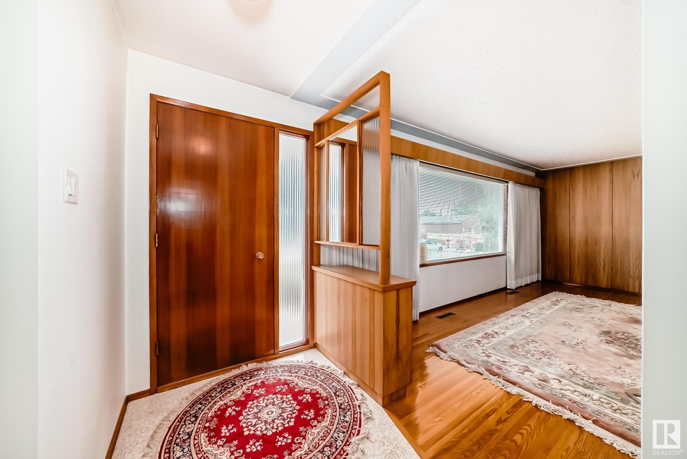 












13212 117 Street

,
Edmonton,




AB
T5E 5K2

