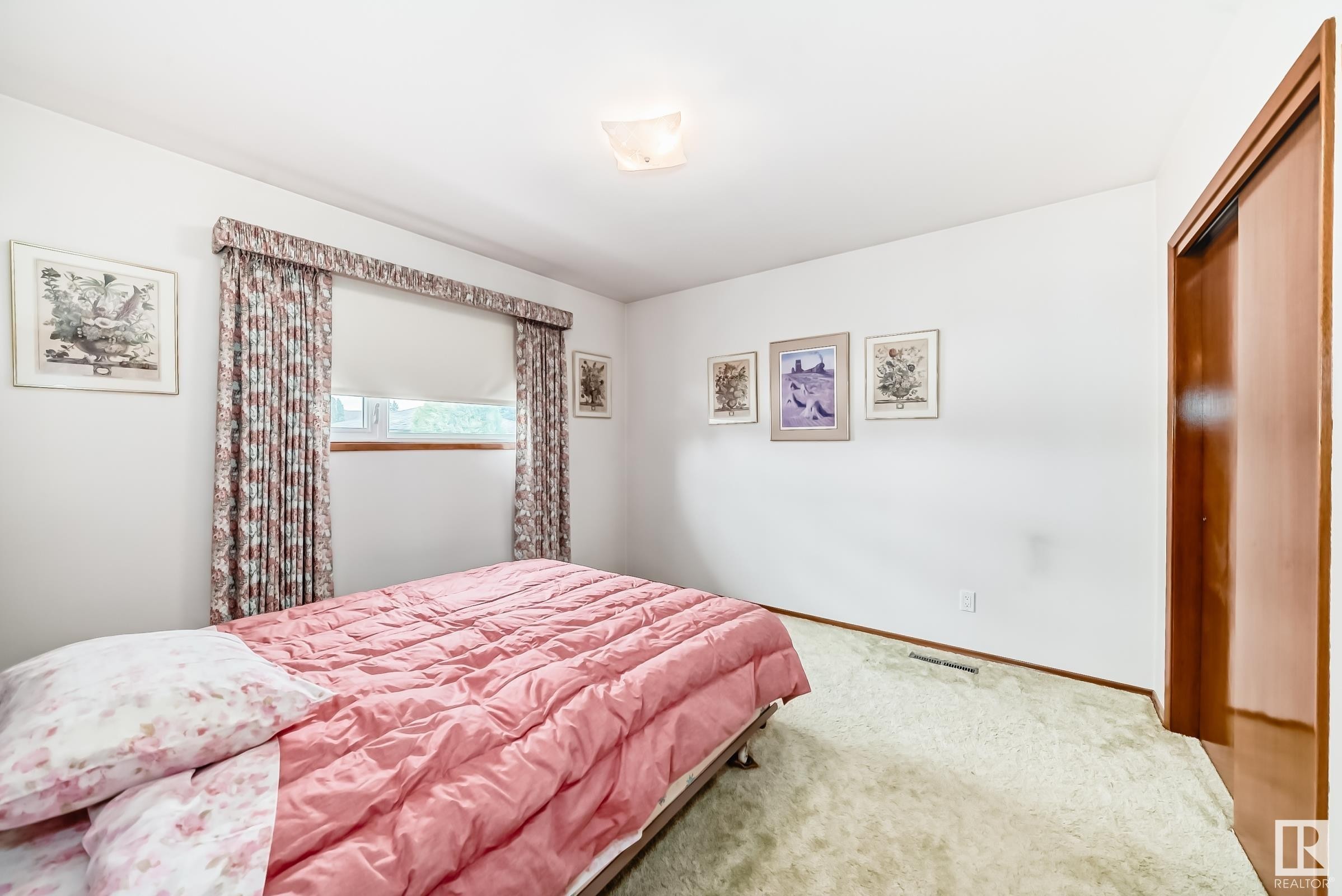 












13212 117 Street

,
Edmonton,




AB
T5E 5K2

