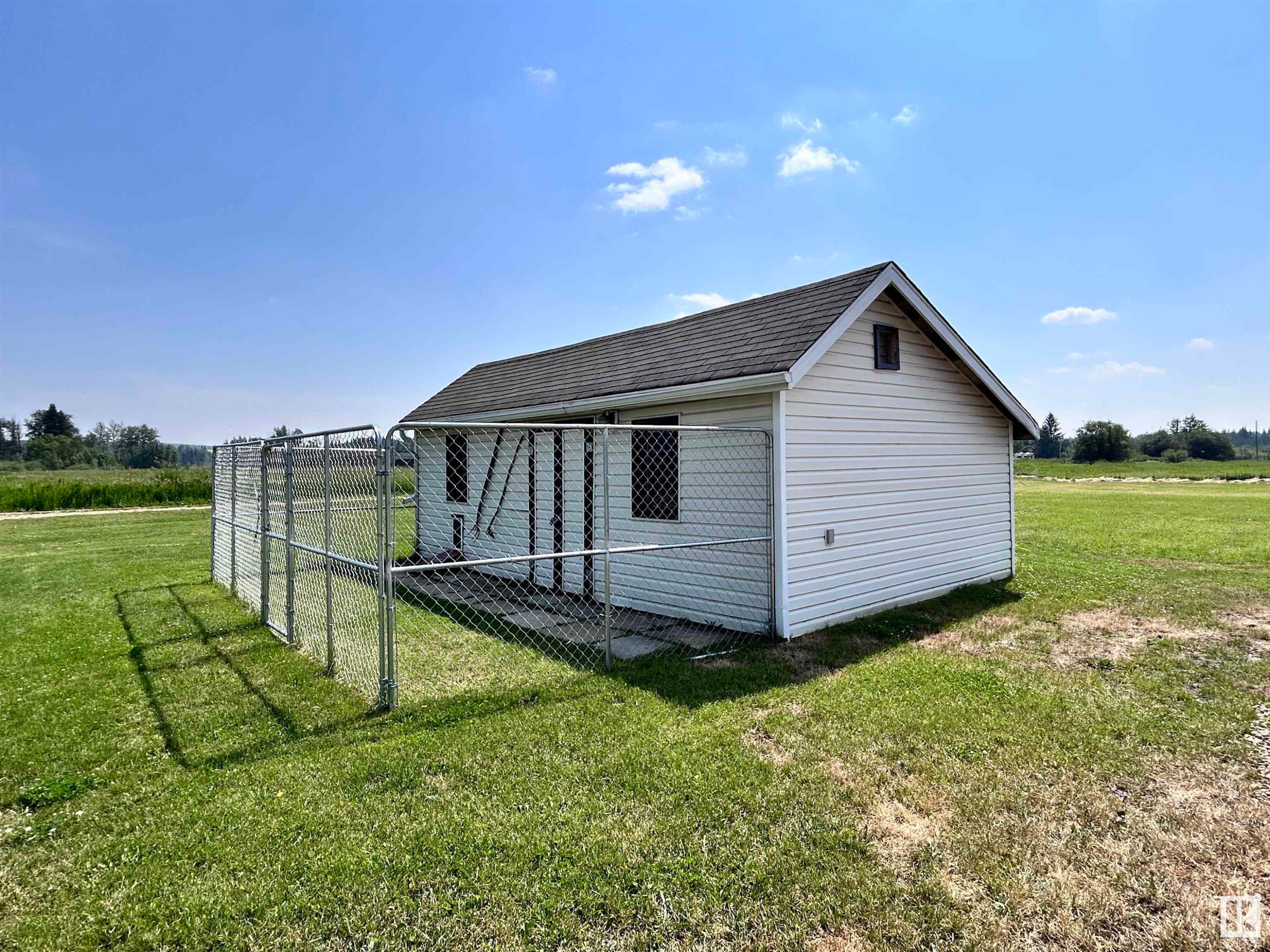 












5111 50 Street

,
Tawatinaw,




AB
T0G 2E0

