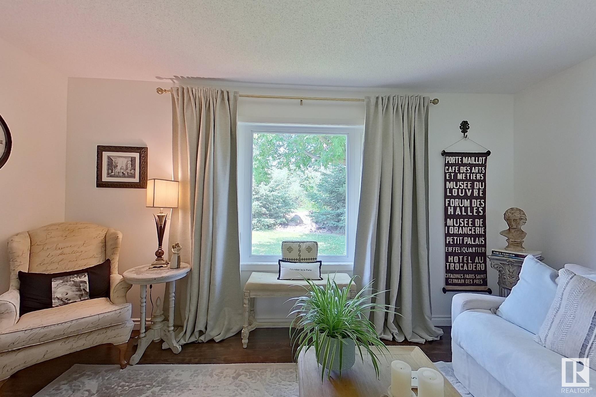 












5111 50 Street

,
Tawatinaw,




AB
T0G 2E0

