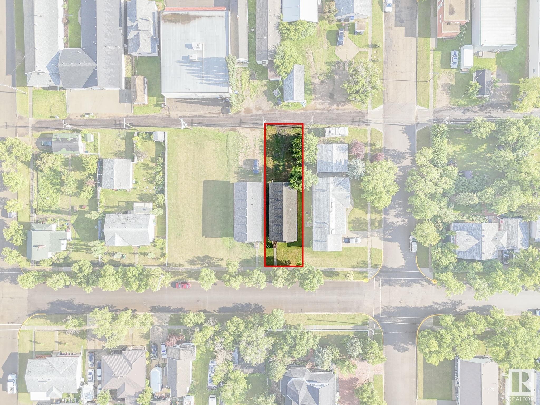 












5035 51 Avenue

,
Lamont,




AB
T0B 2R0

