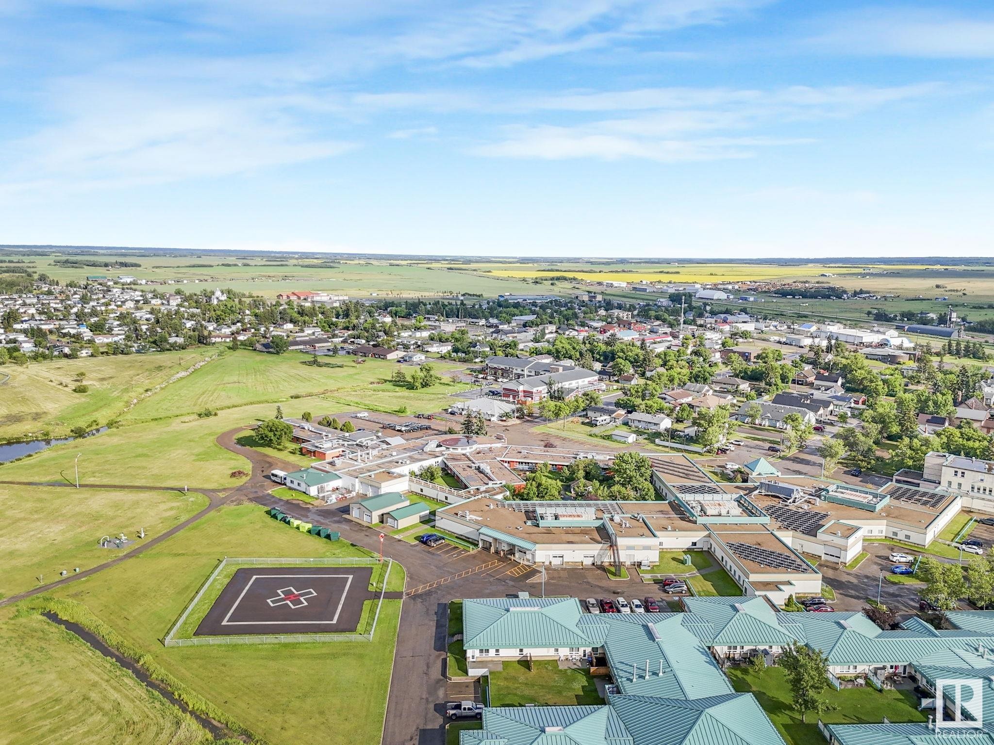 












5035 51 Avenue

,
Lamont,




AB
T0B 2R0


