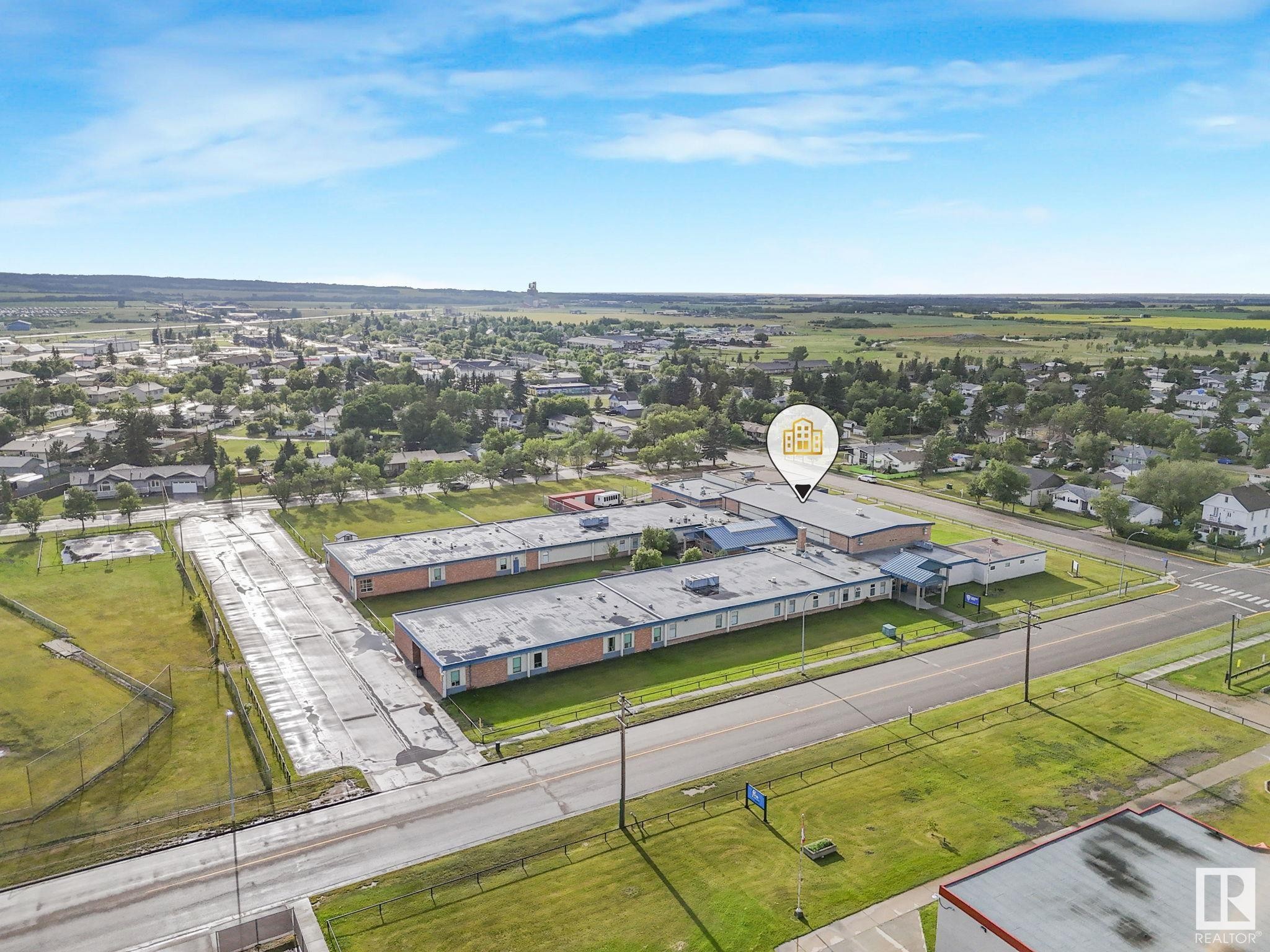 












5035 51 Avenue

,
Lamont,




AB
T0B 2R0

