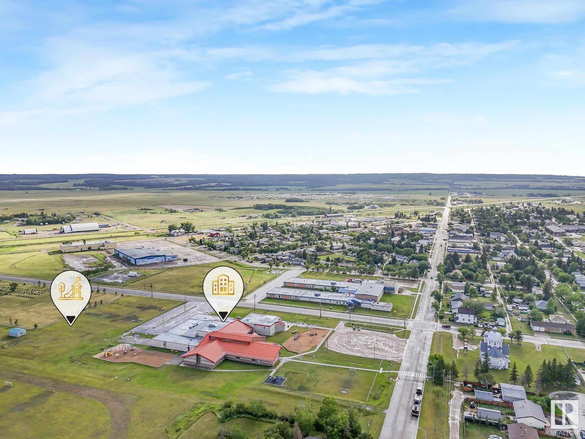 












5035 51 Avenue

,
Lamont,




AB
T0B 2R0


