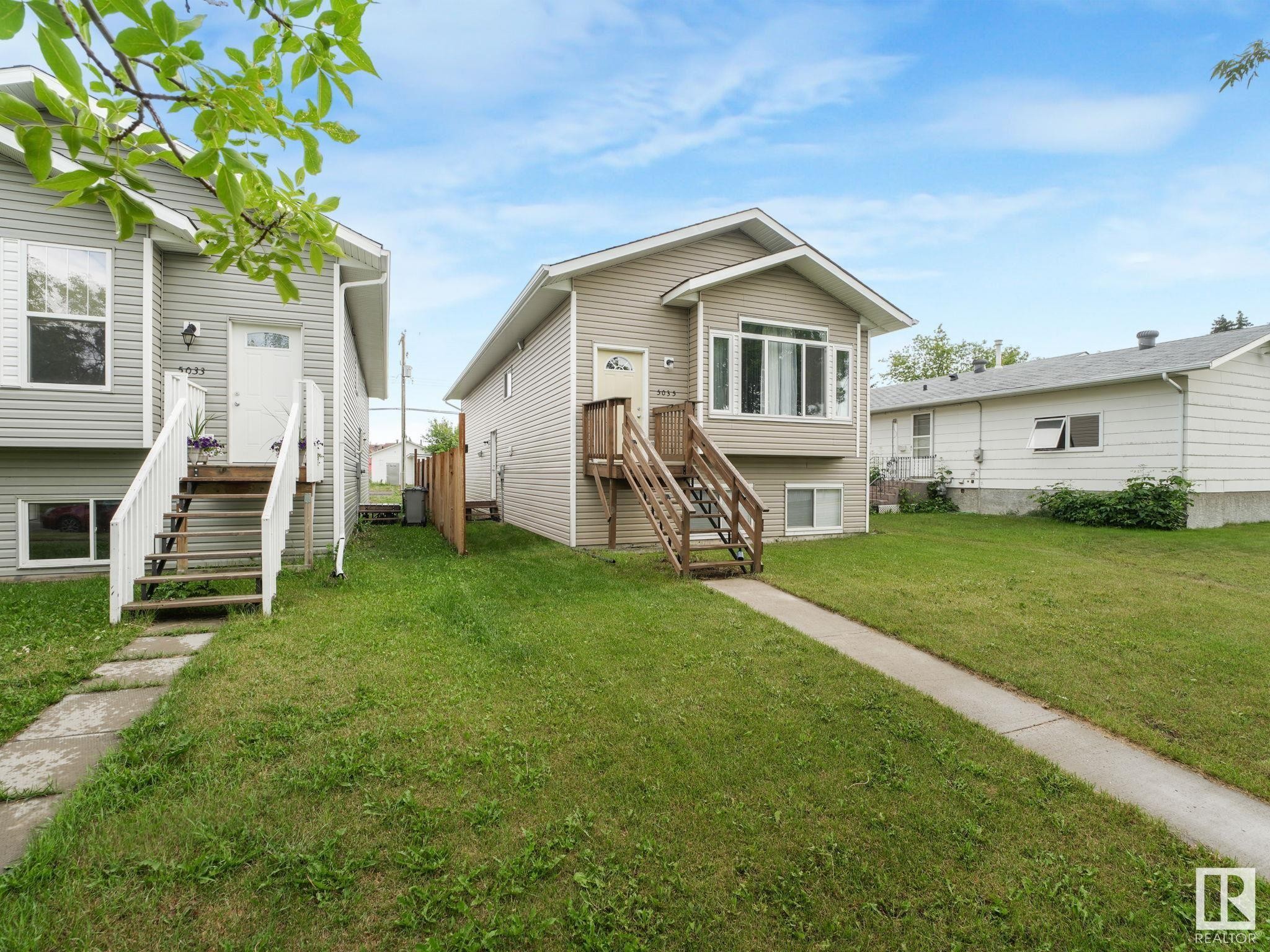 












5035 51 Avenue

,
Lamont,




AB
T0B 2R0

