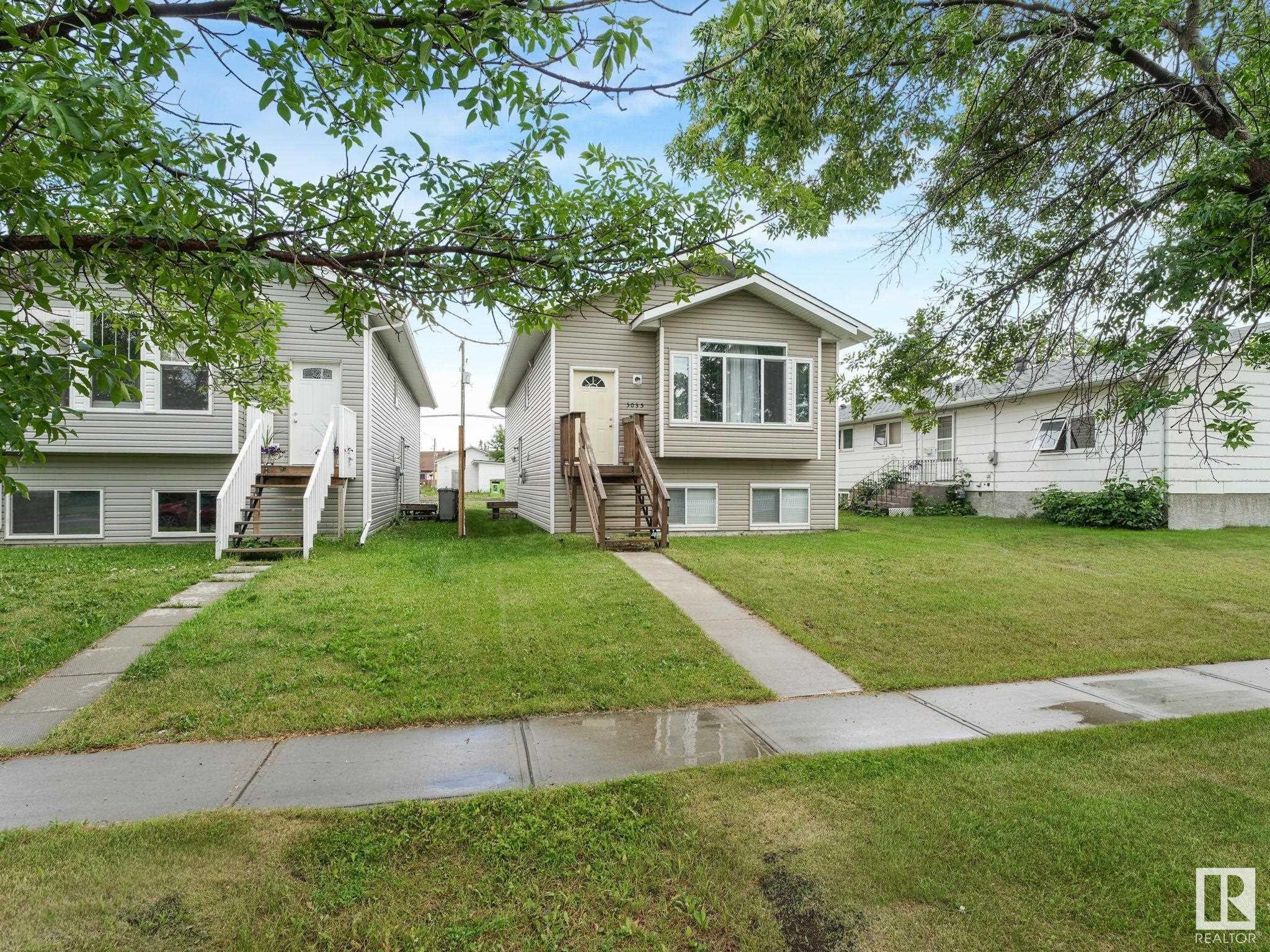 












5035 51 Avenue

,
Lamont,




AB
T0B 2R0

