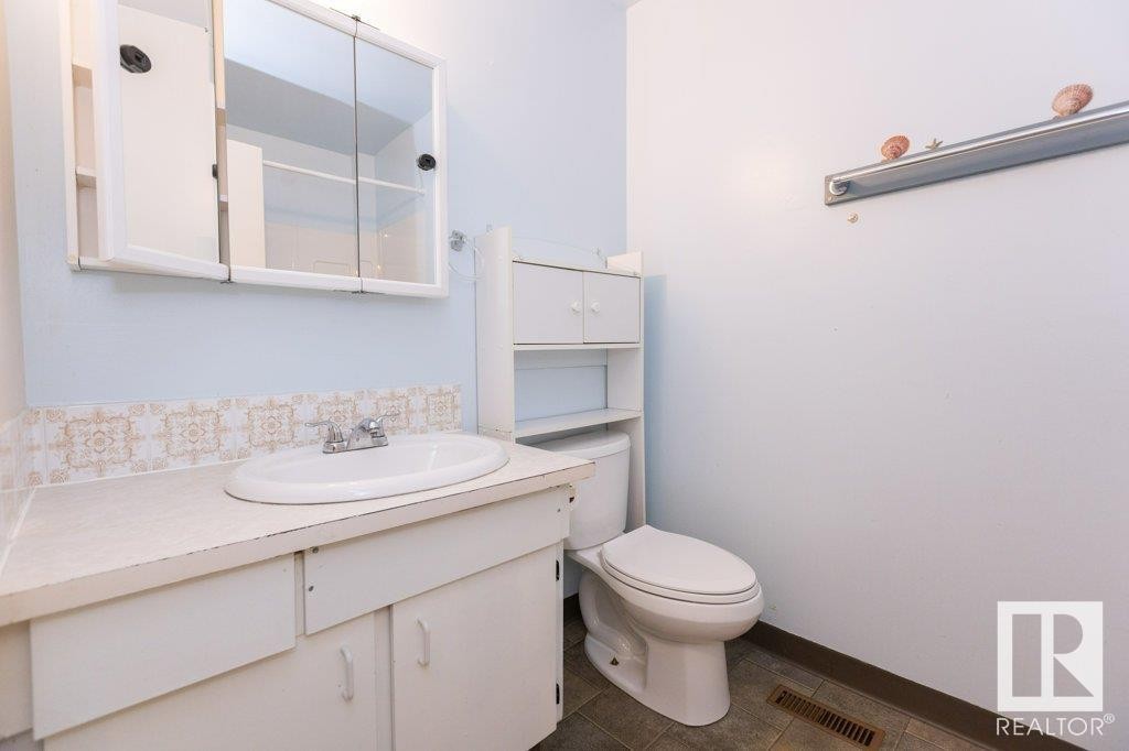 












10908 105 Avenue

,
Westlock,




AB
T7P 1A8

