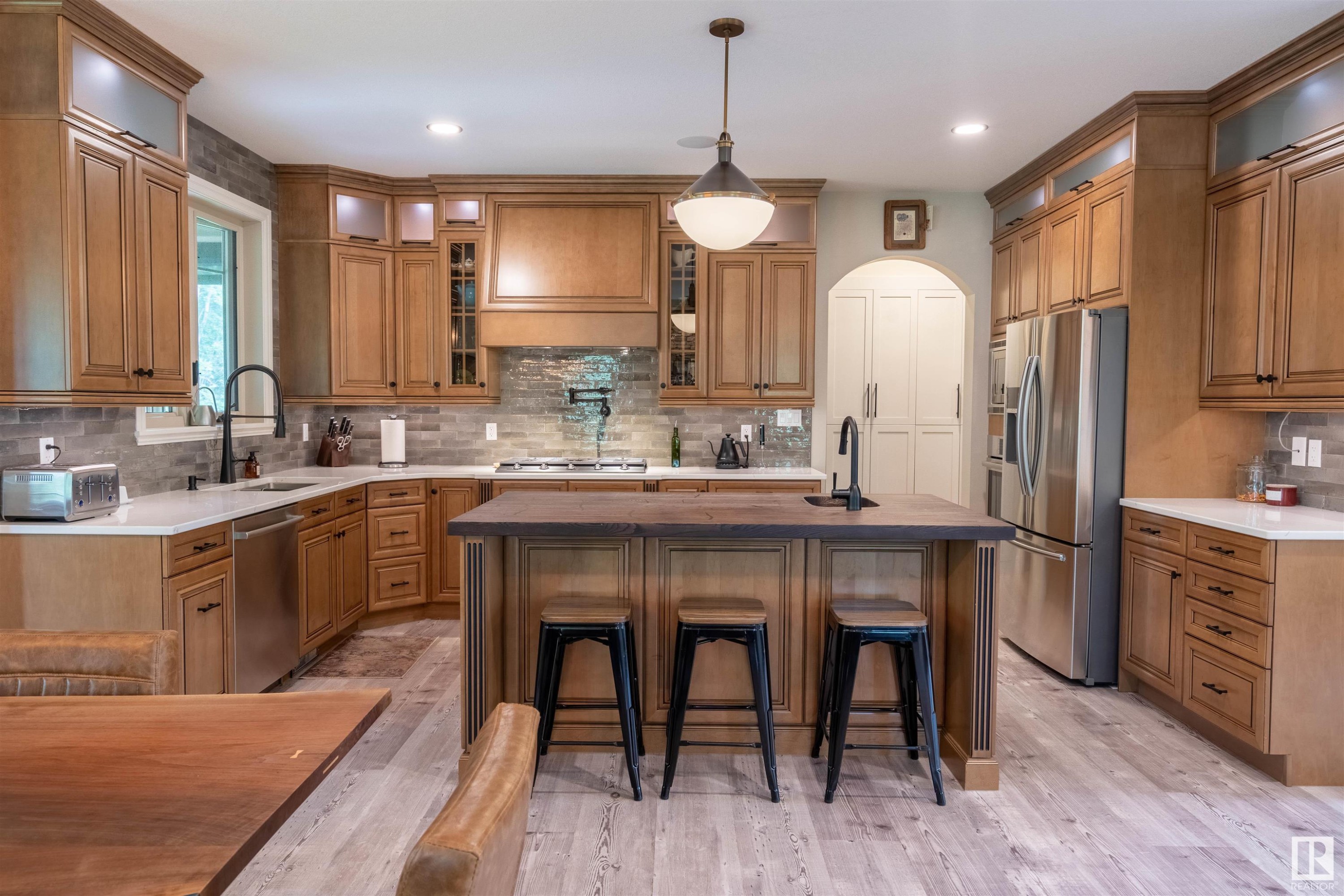












55 53522 RGE ROAD 272

,
Rural Parkland County,




AB
T7X 2N3

